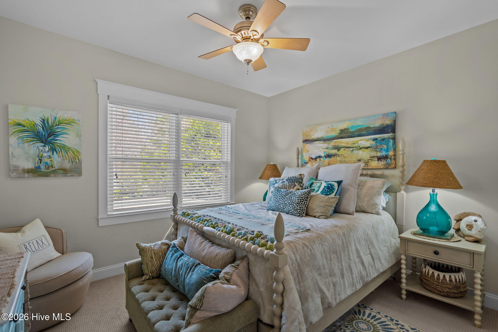 100555800 | Photo 28