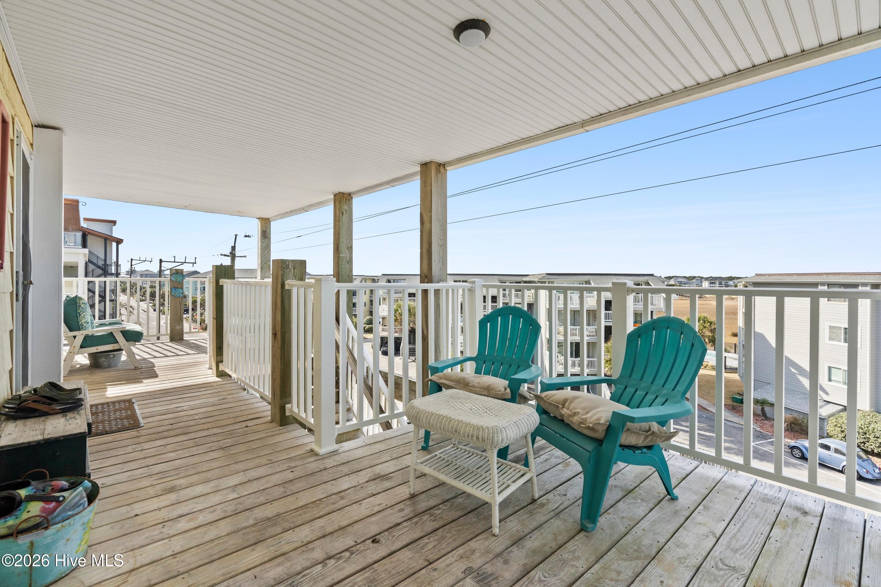 100549000 | Photo 41