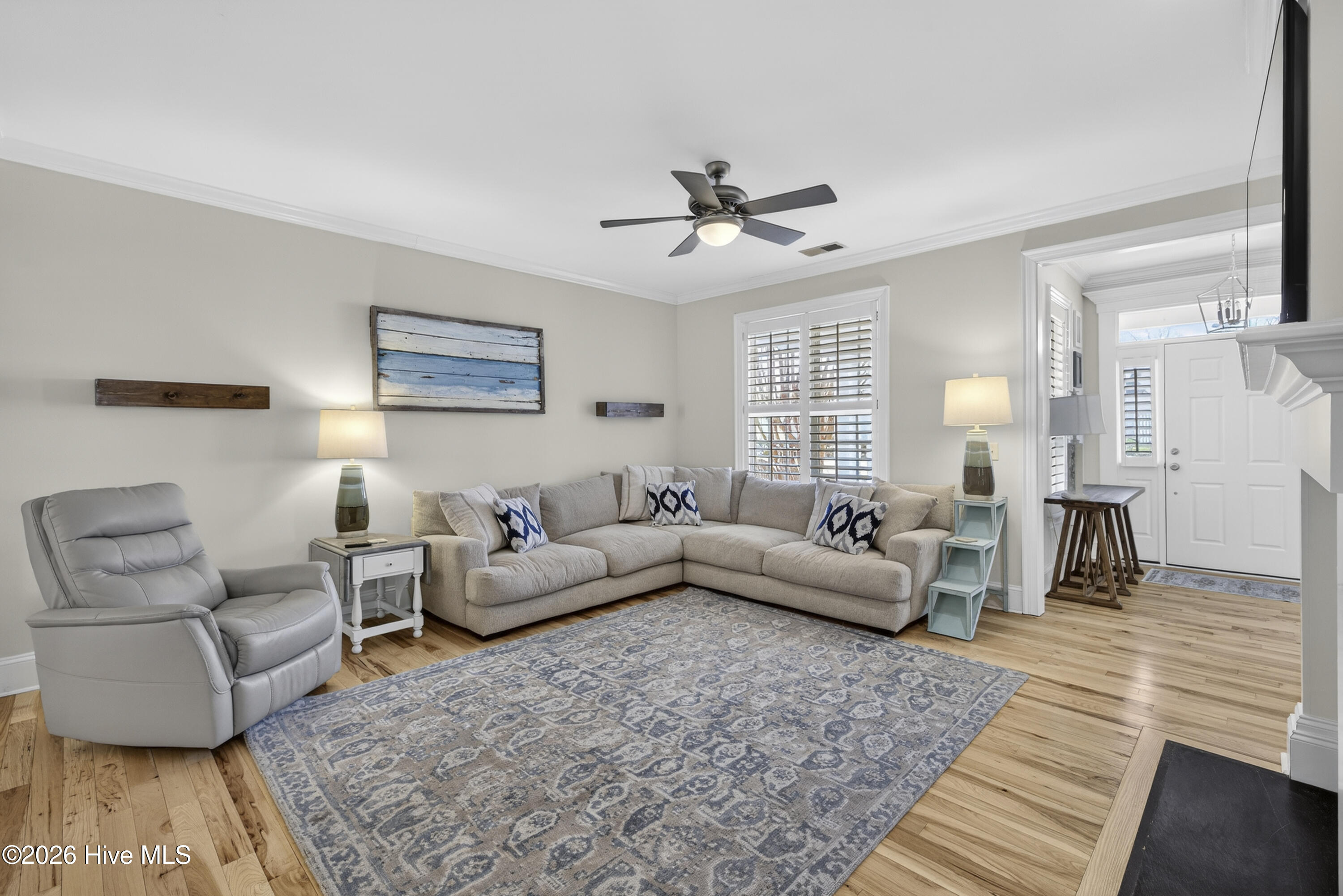 100564705 | Photo 10