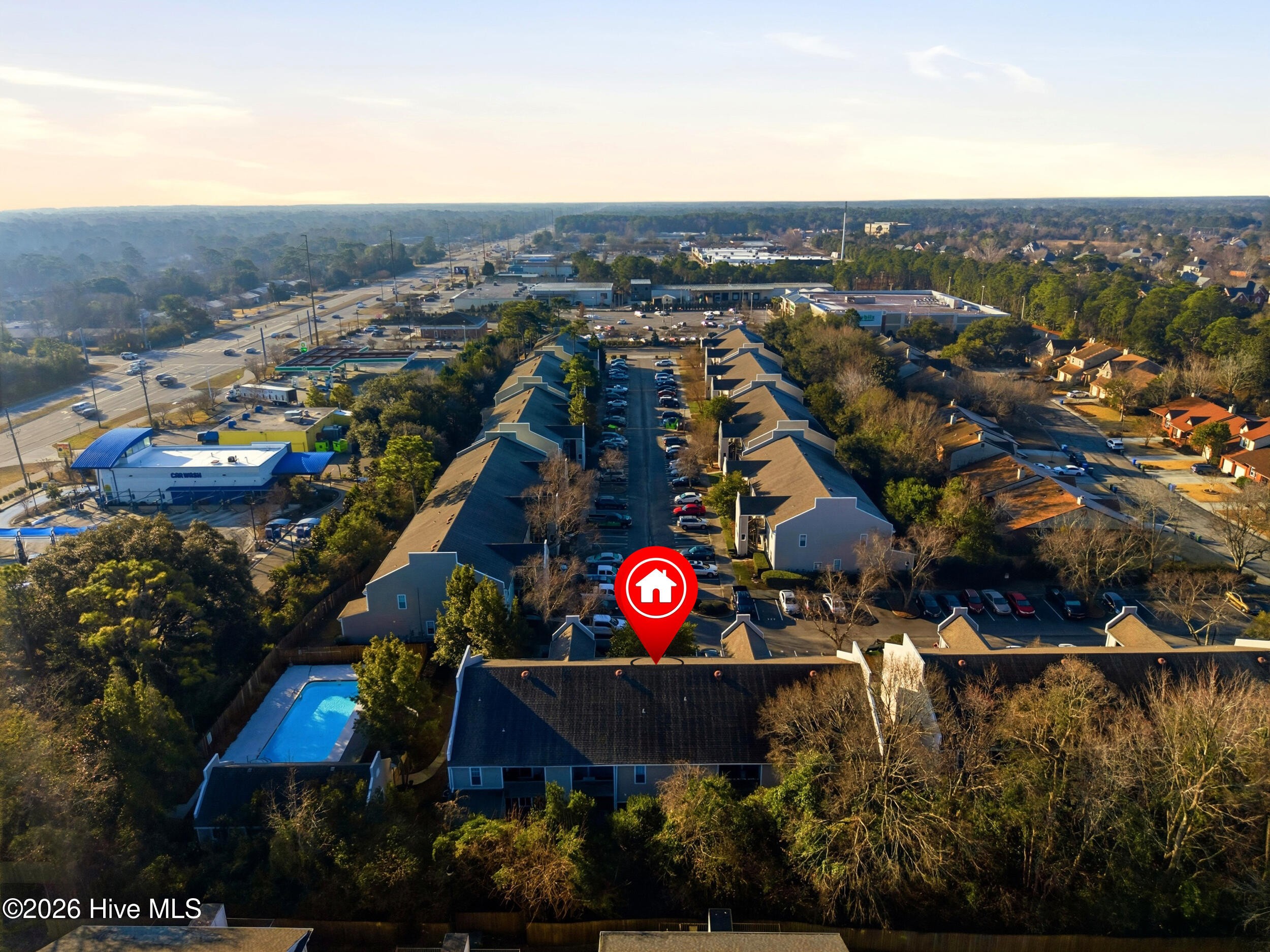 100553532 | Photo 26