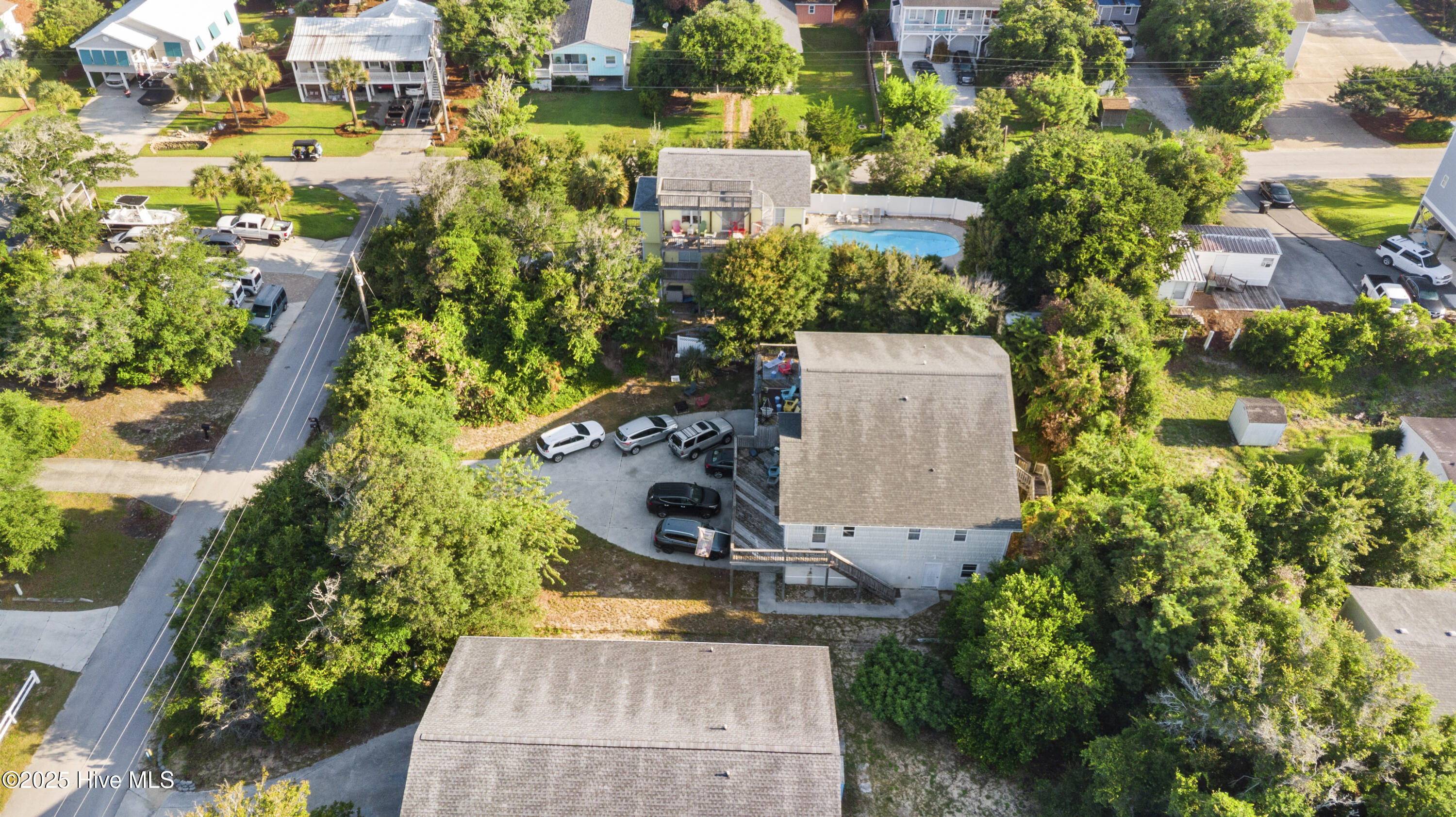 100517561 | Photo 41