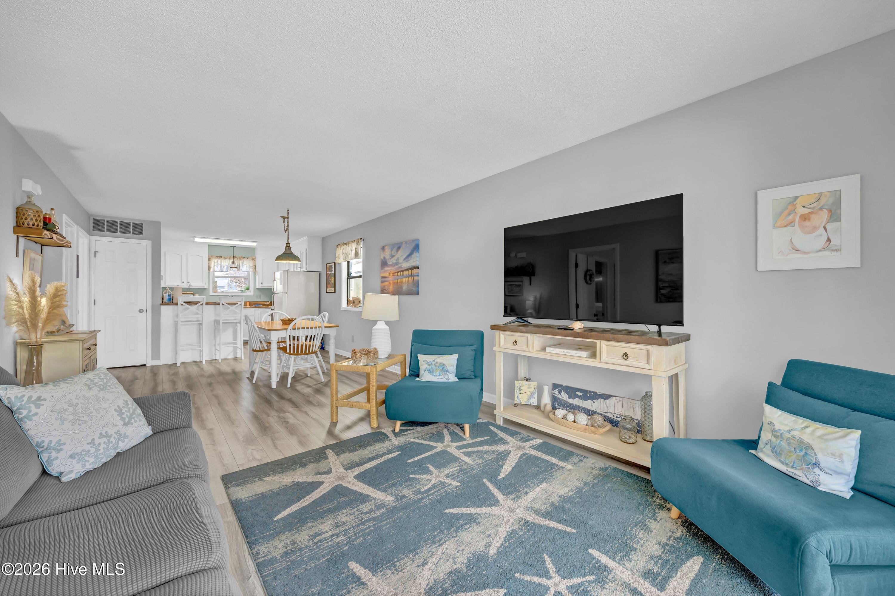 100552249 | Photo 10