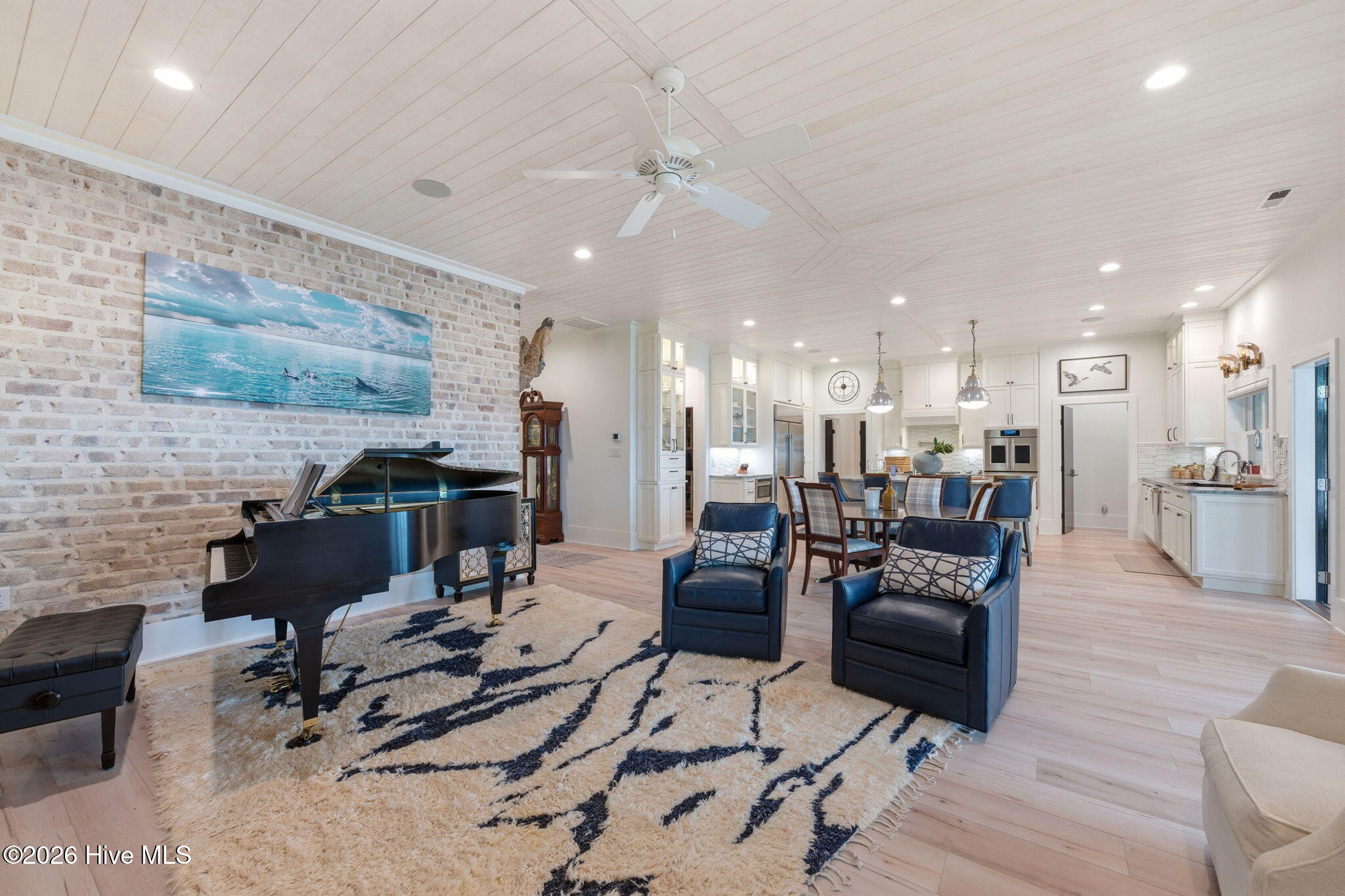 685 Raymond Road,Arapahoe