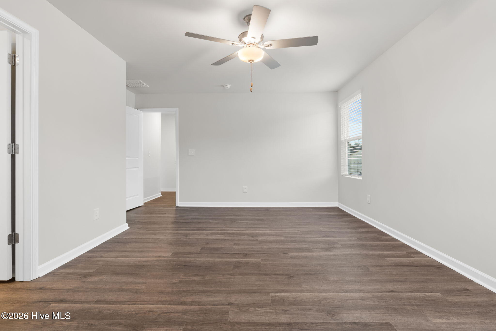 100546266 | Photo 19