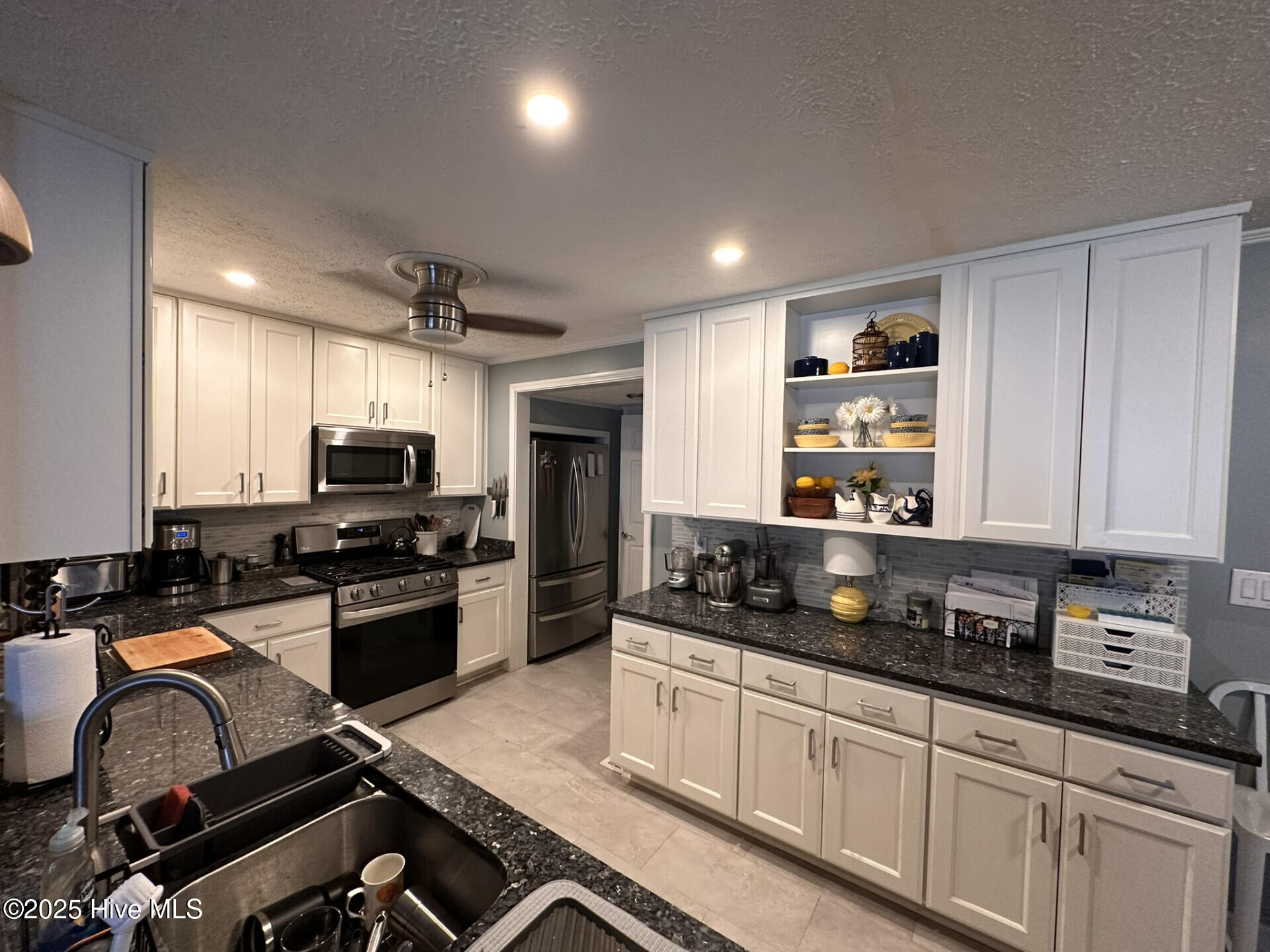 915 Midland Drive, Wilmington, NC 28412 – photo 3: 915MidlandDr_59830_3