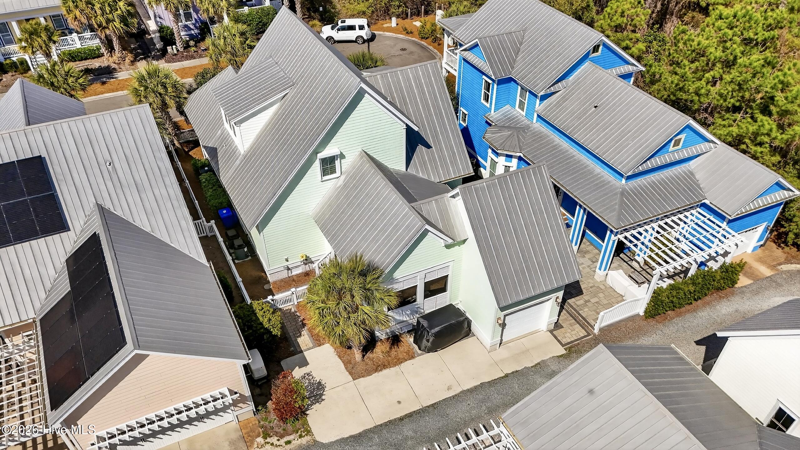 100559035 | Photo 38