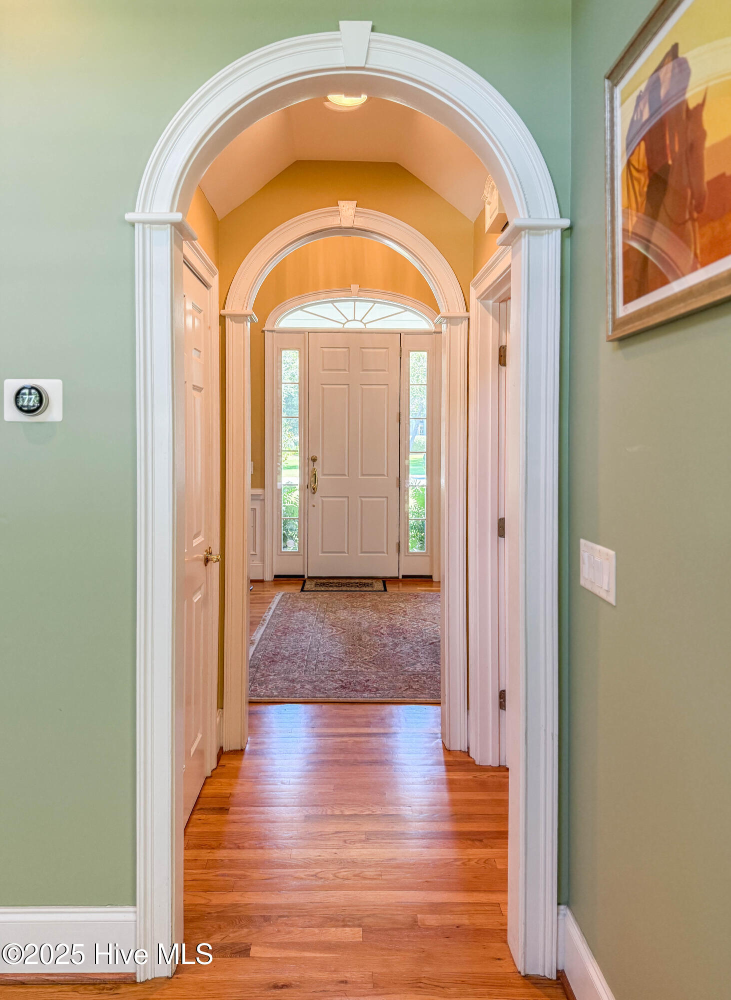 100561292 | Photo 16