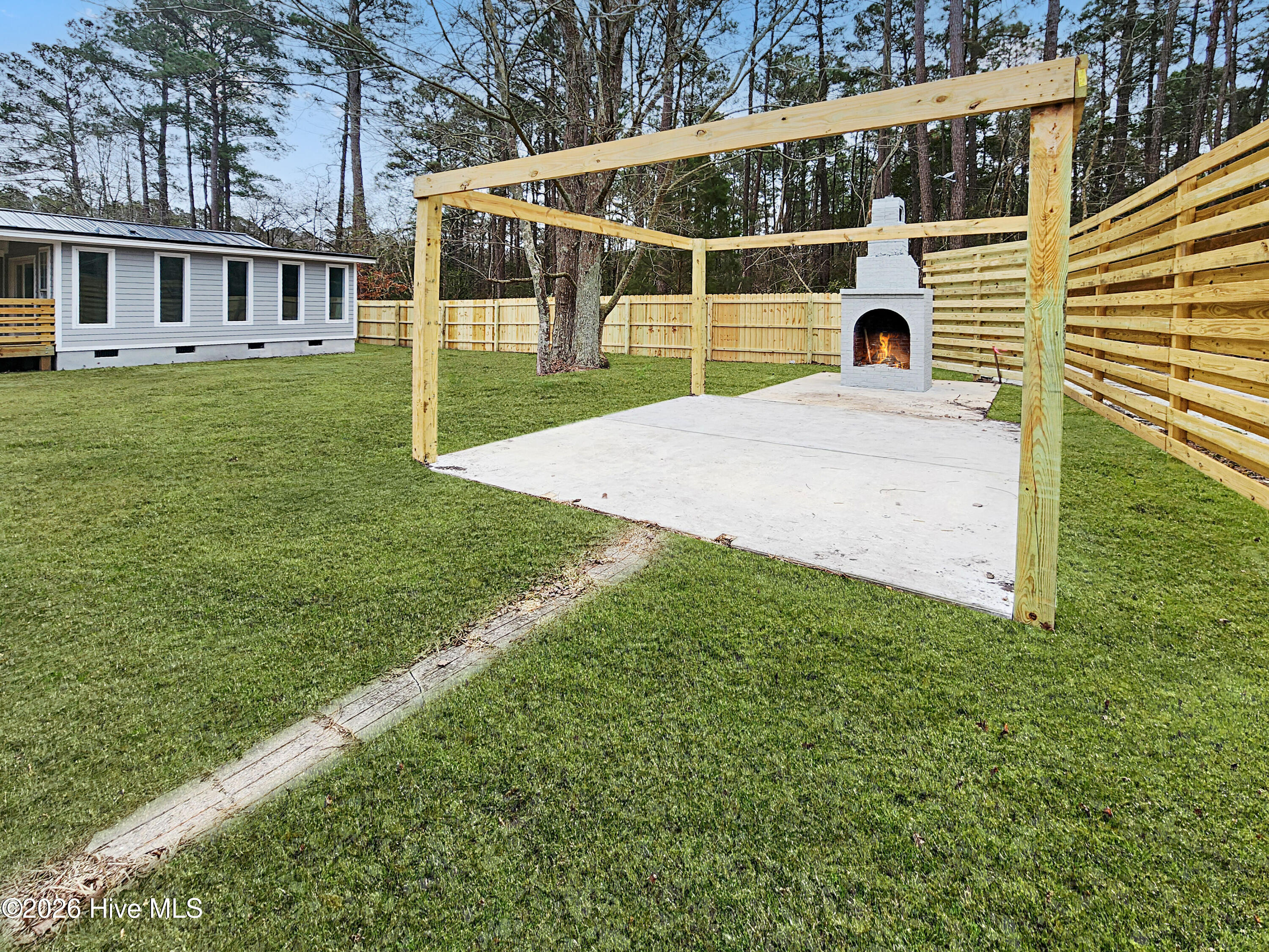 100552215 | Photo 42