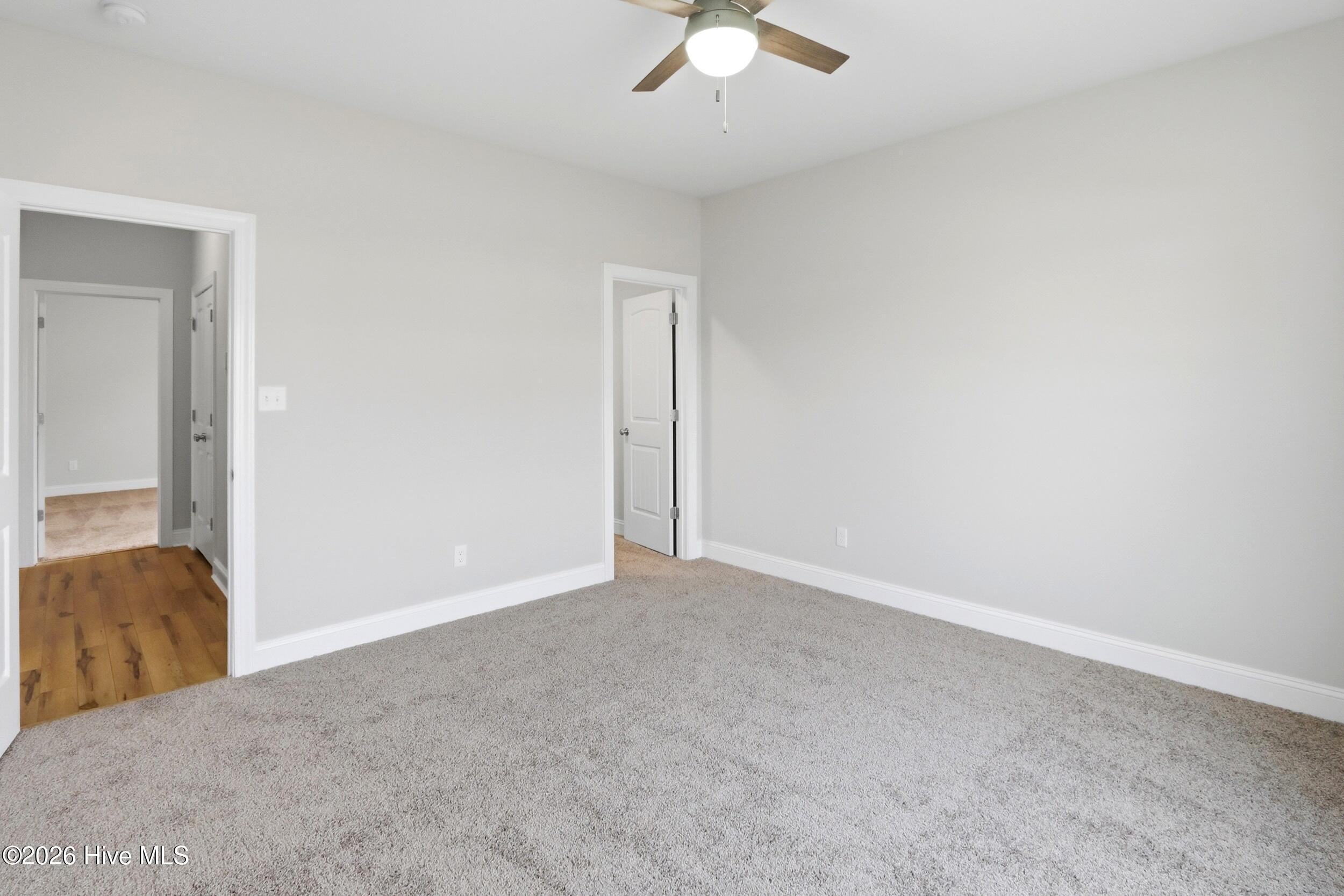 100569035 | Photo 32