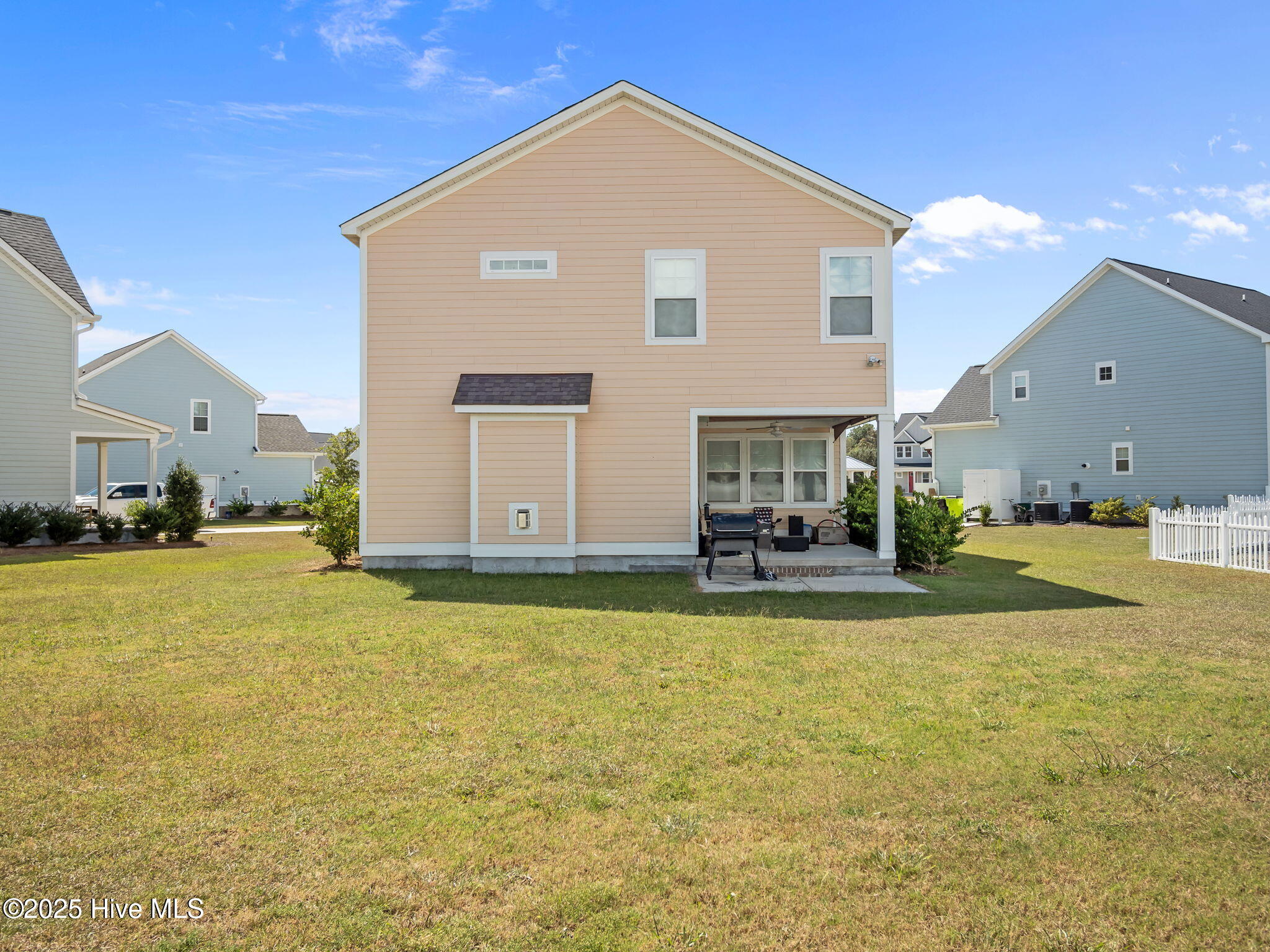 100534730 | Photo 48