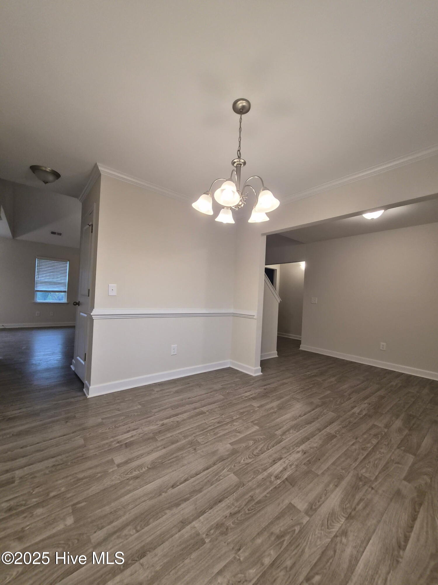 100539577 | Photo 12