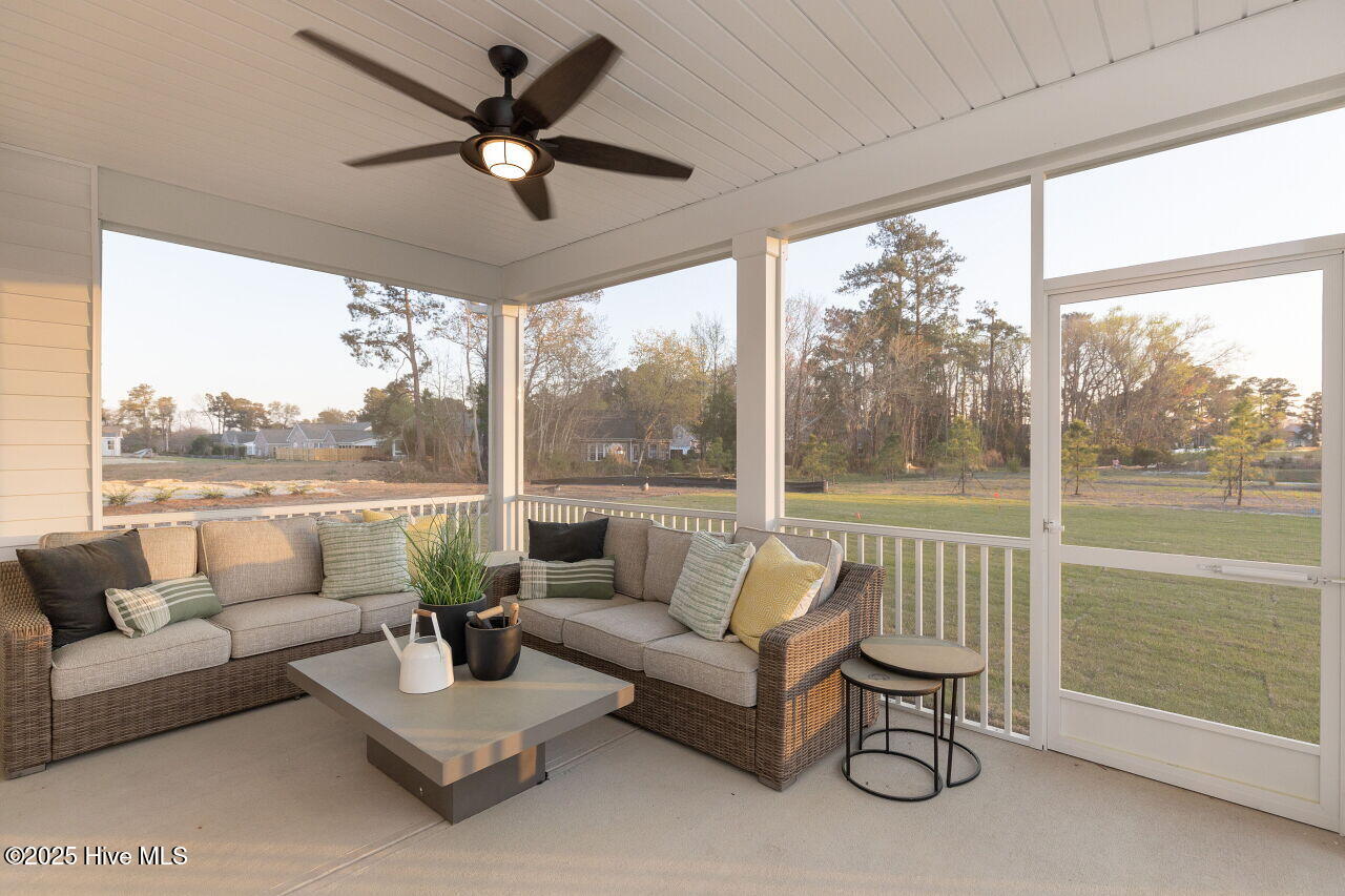 100507408 | Photo 28