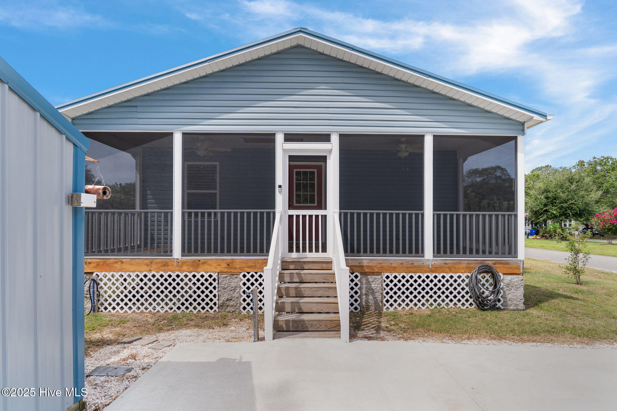 100529995 | Photo 27