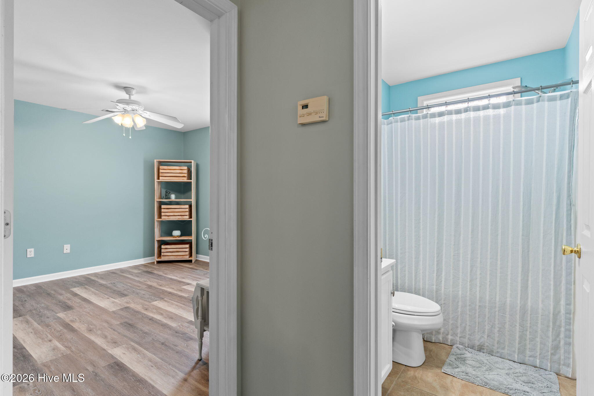 100560273 | Photo 19