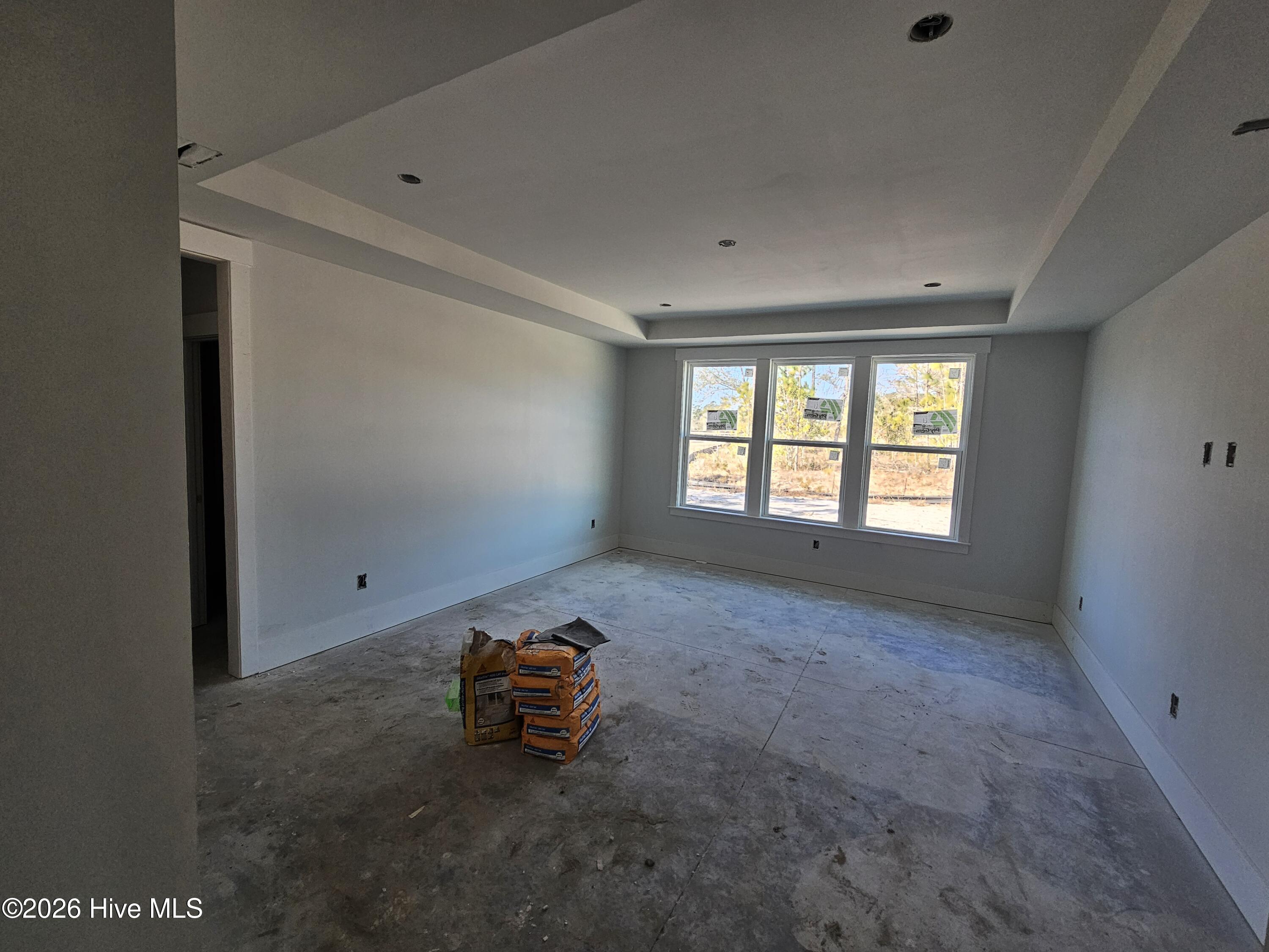 100544380 | Photo 10