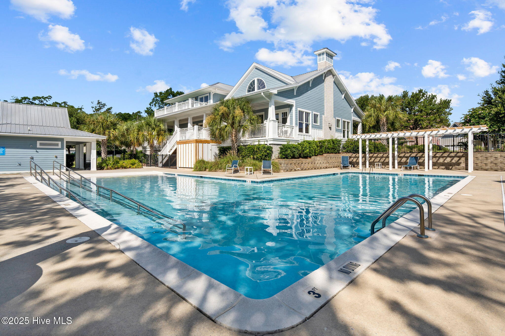 100546200 | Photo 57