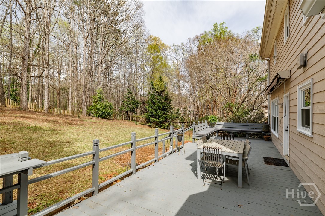 121 Ashbrook Drive