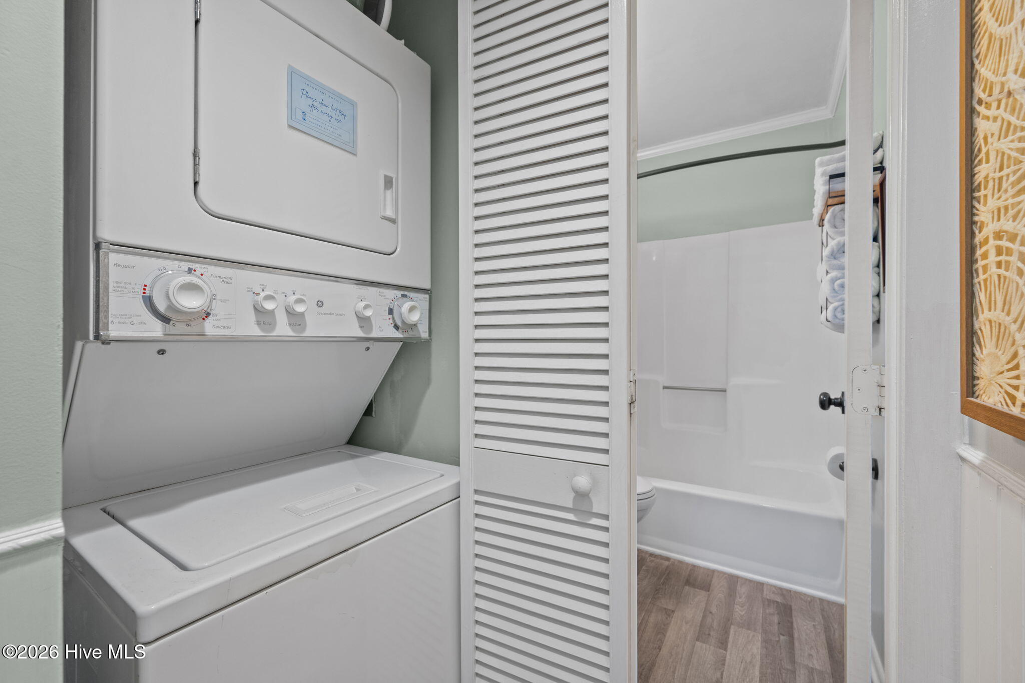 100559924 | Photo 25