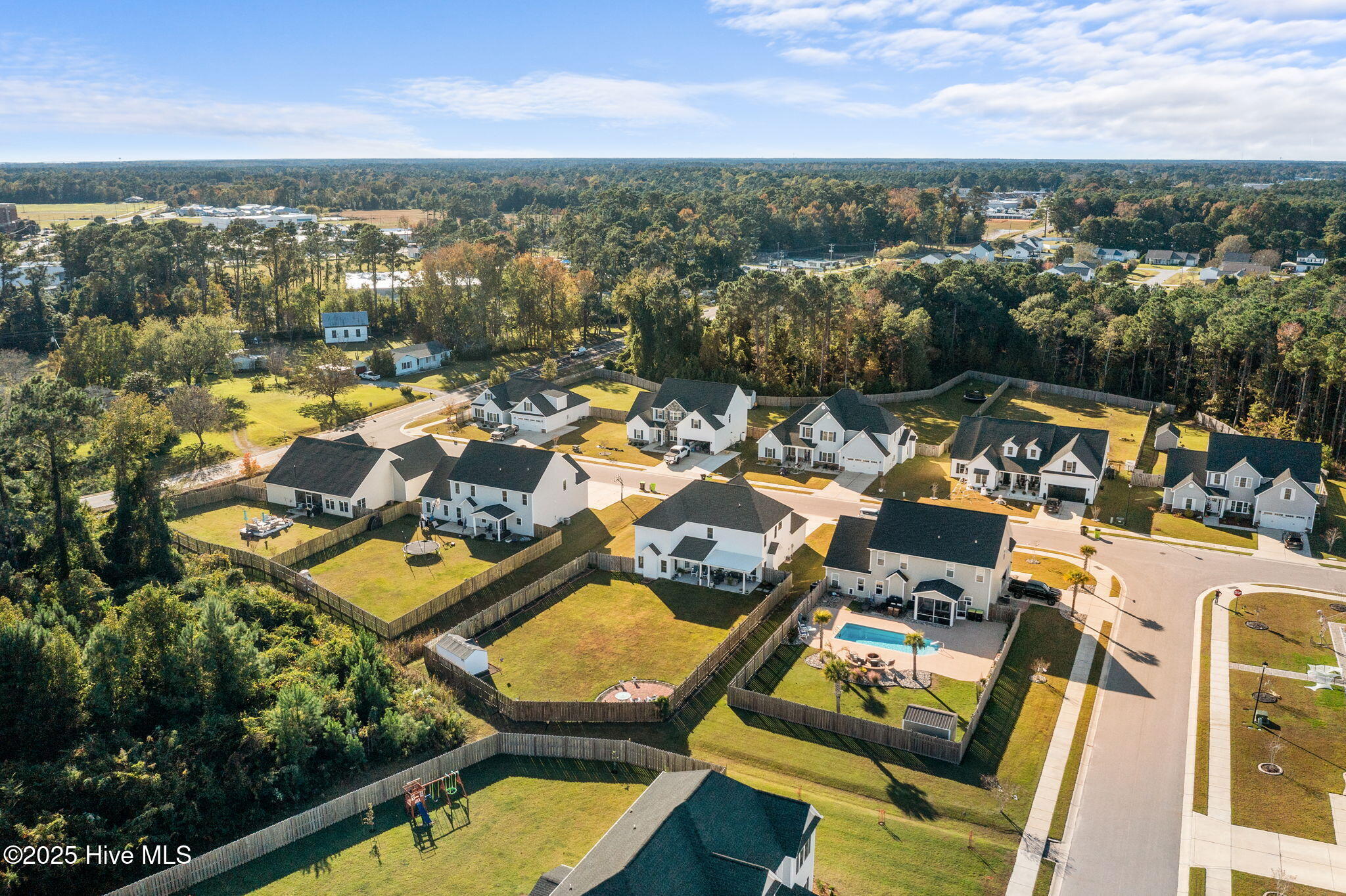 100539073 | Photo 50