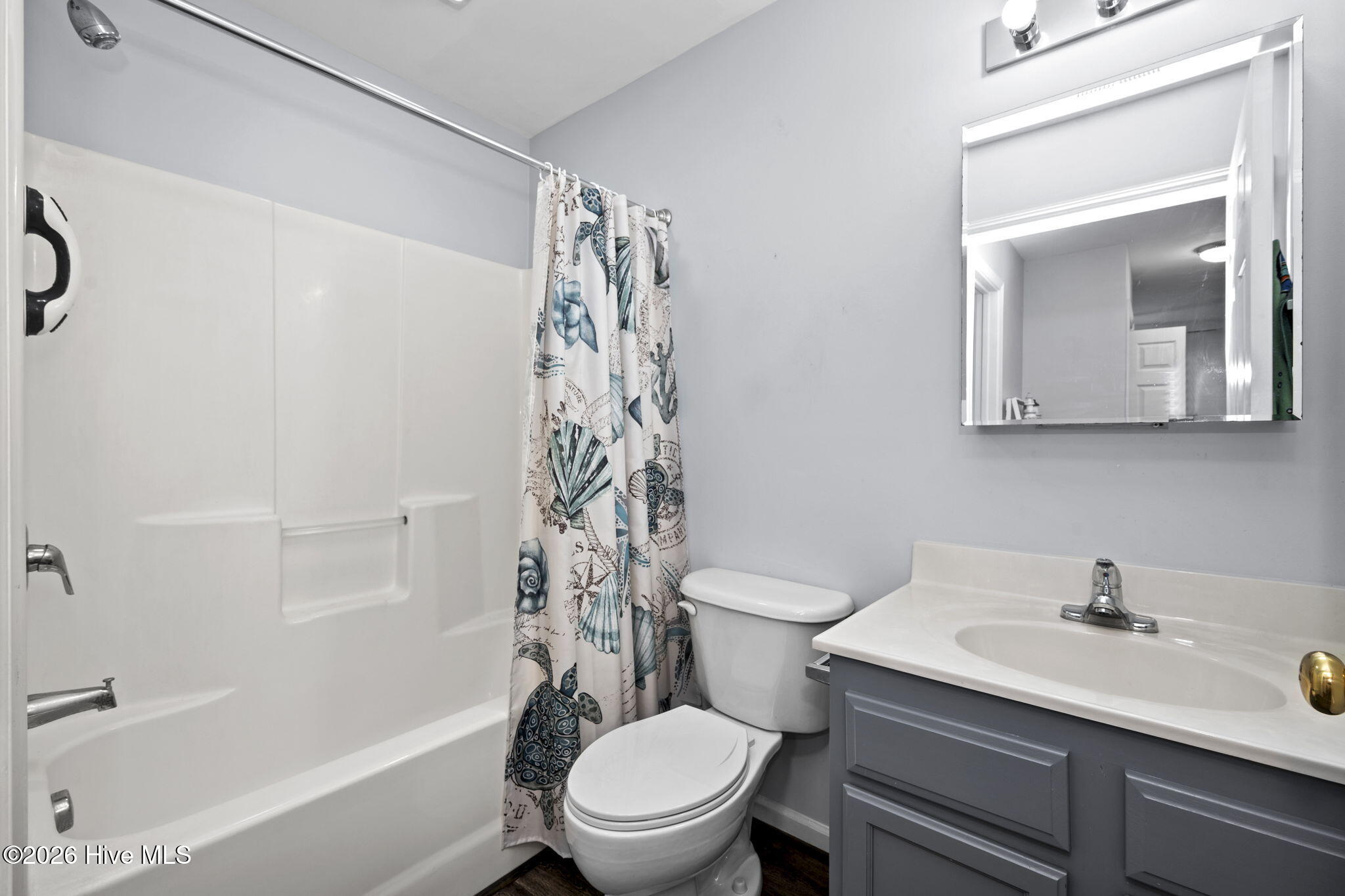 4513 Country Club Road F102,Morehead City