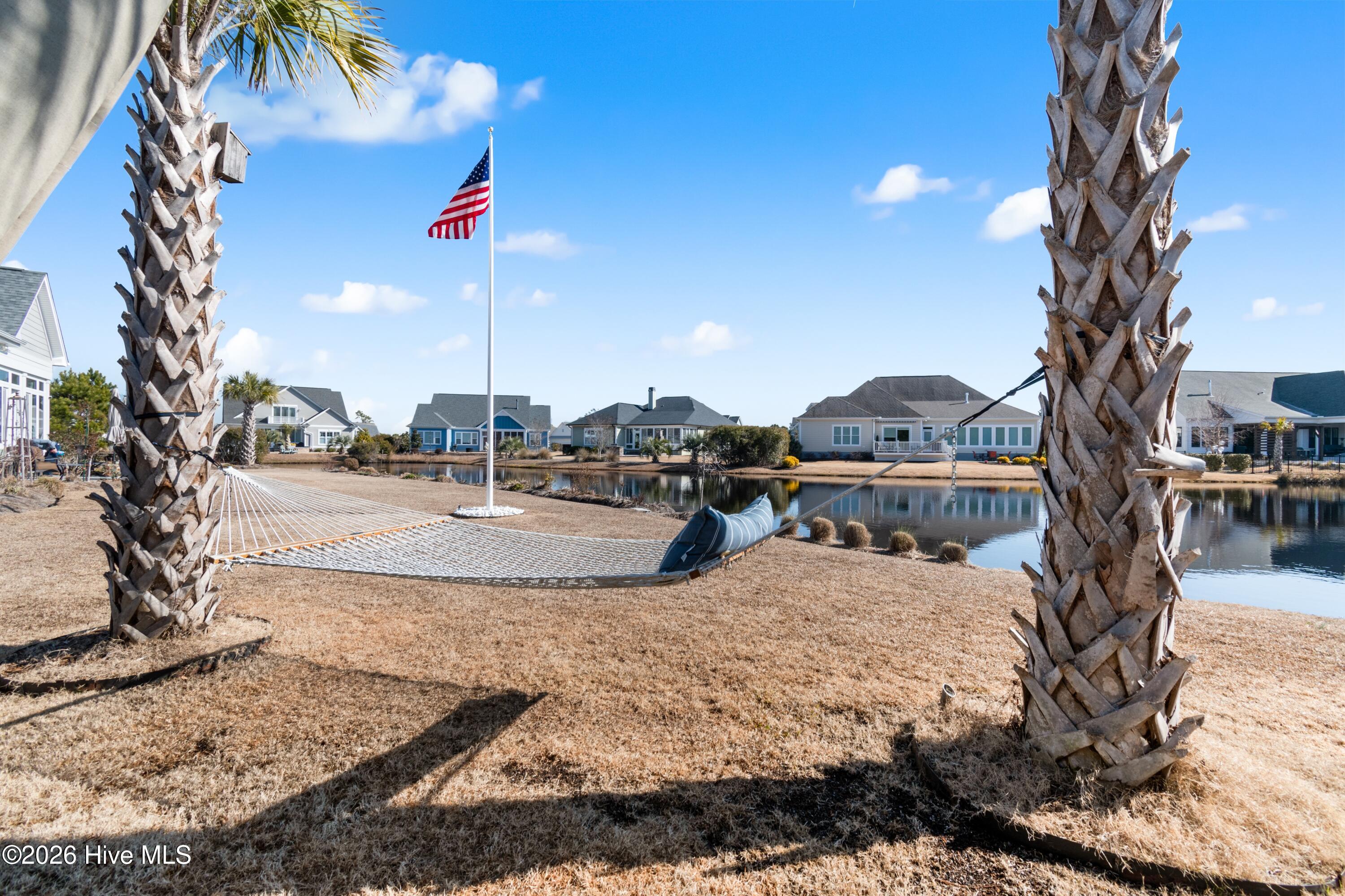 100560288 | Photo 52