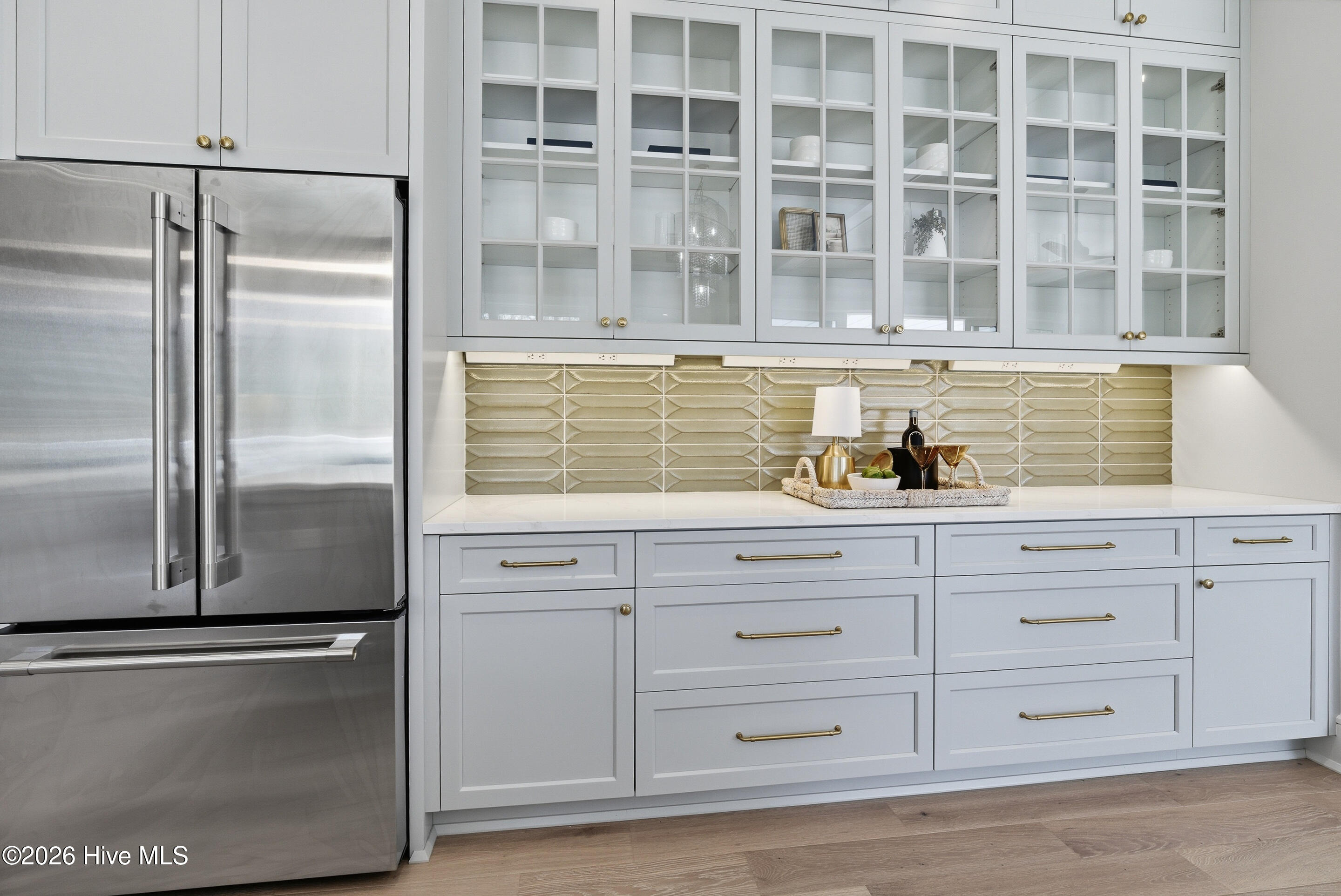 100562984 | Photo 20