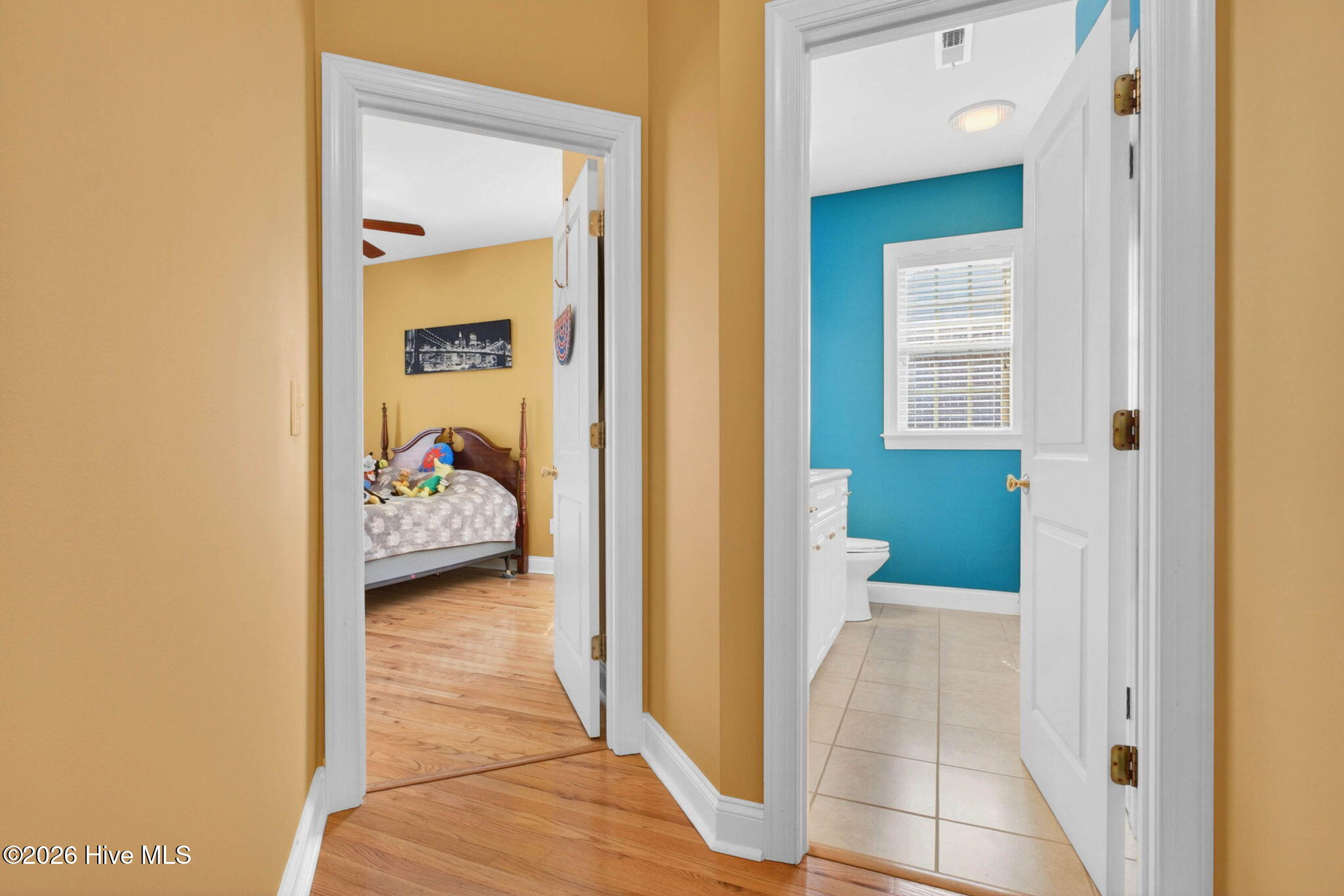 100569405 | Photo 36