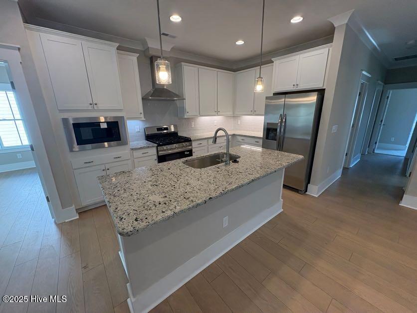 100520251 | Photo 11