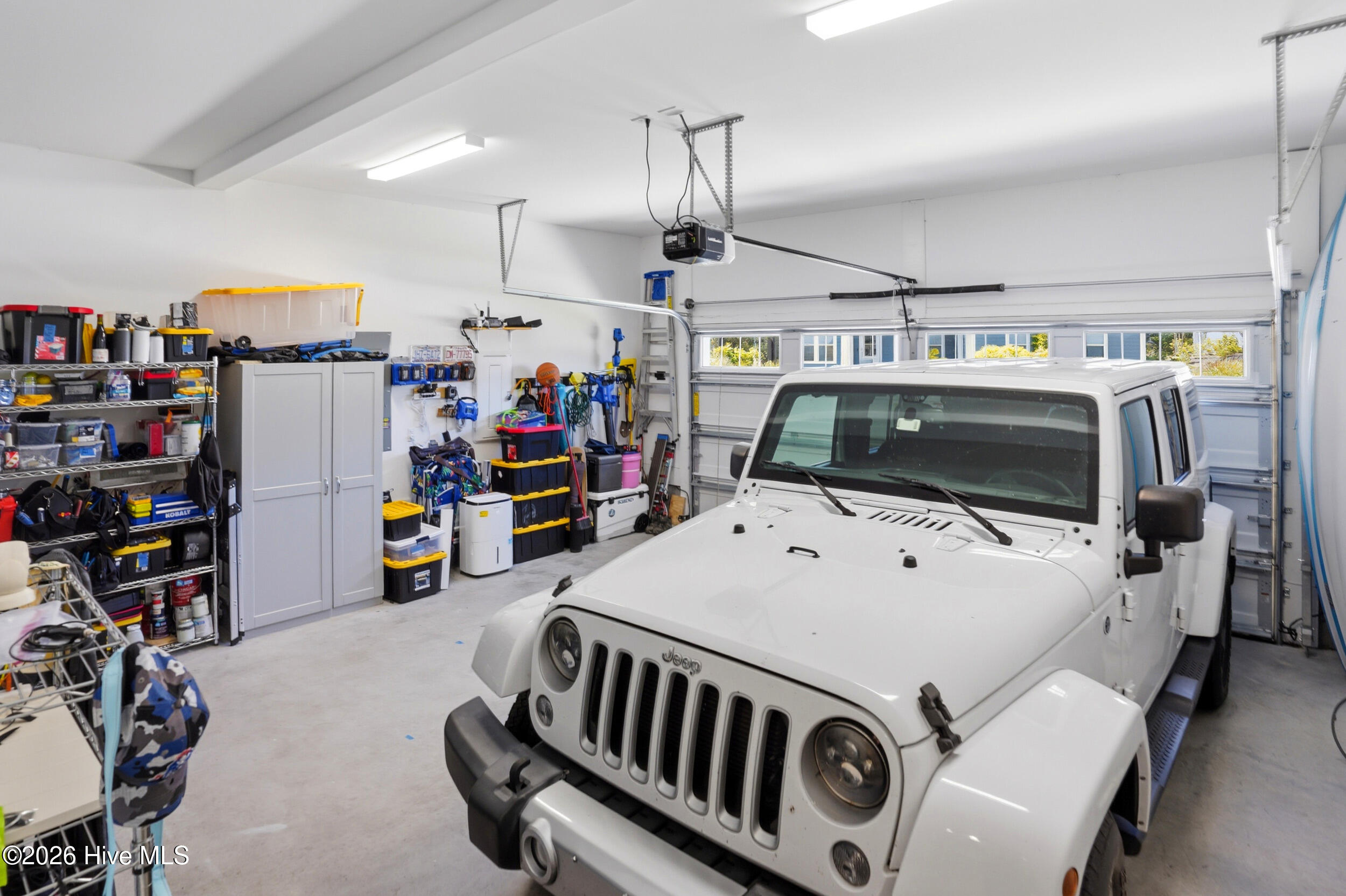 100565471 | Photo 58