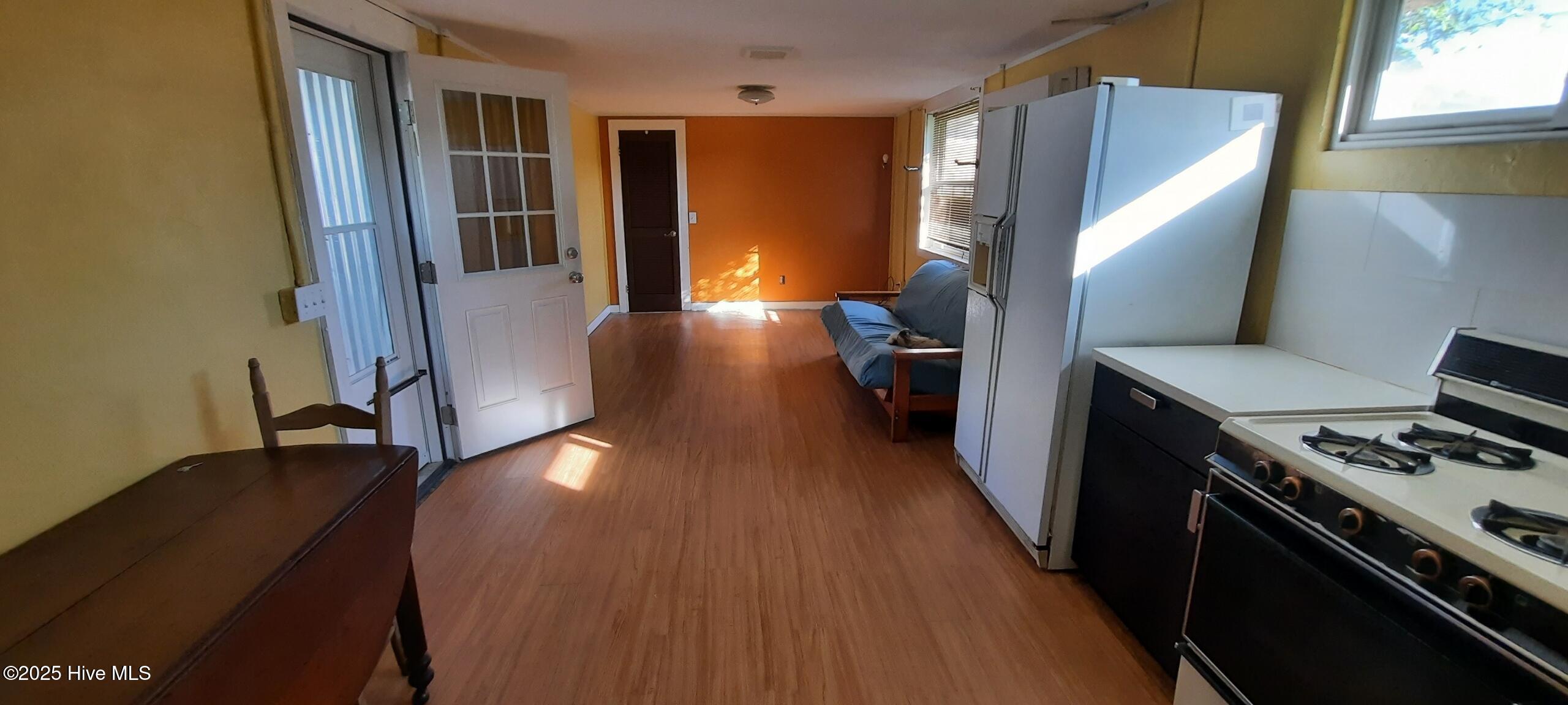 100522019 | Photo 40