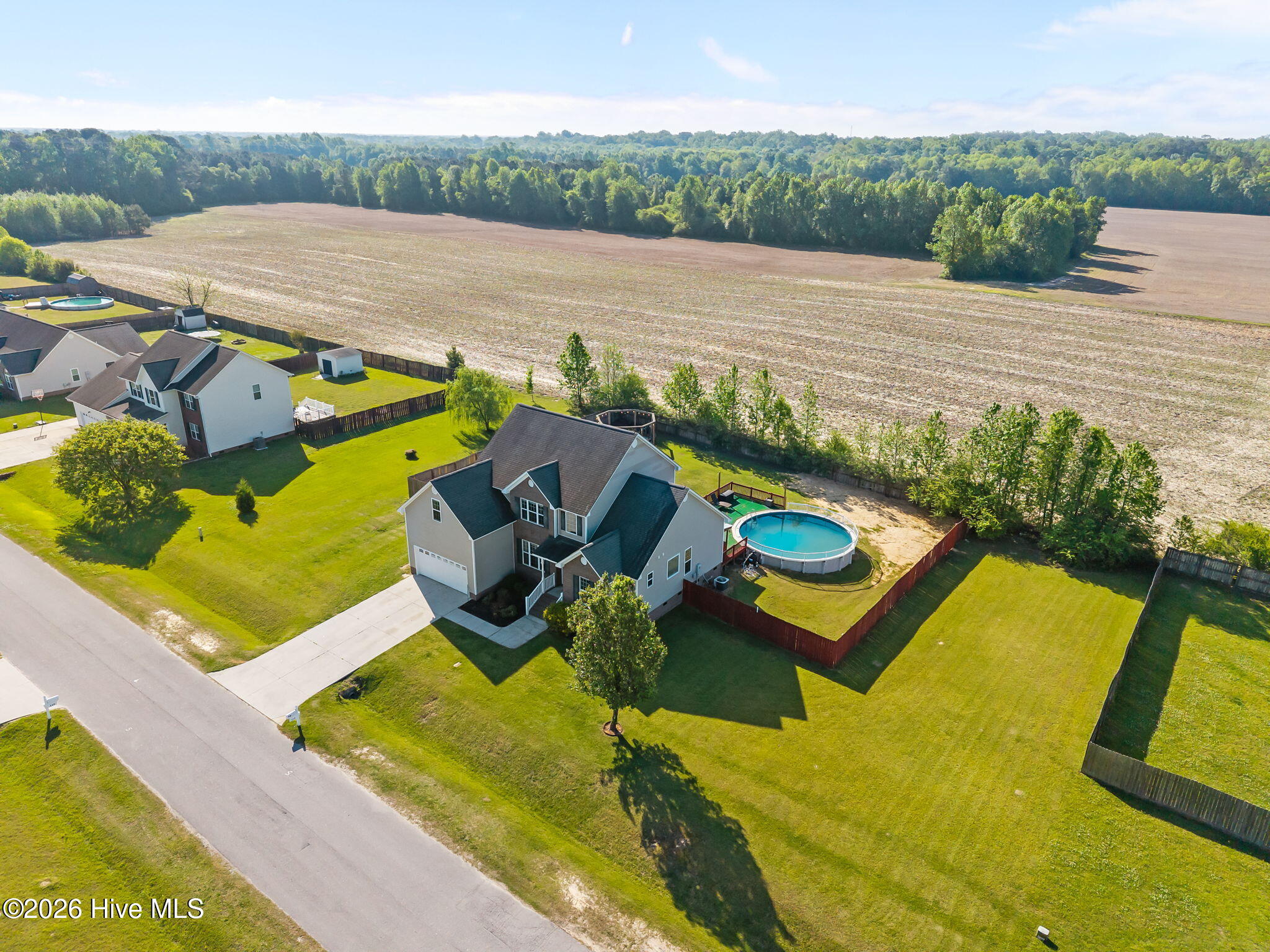 100568078 | Photo 46