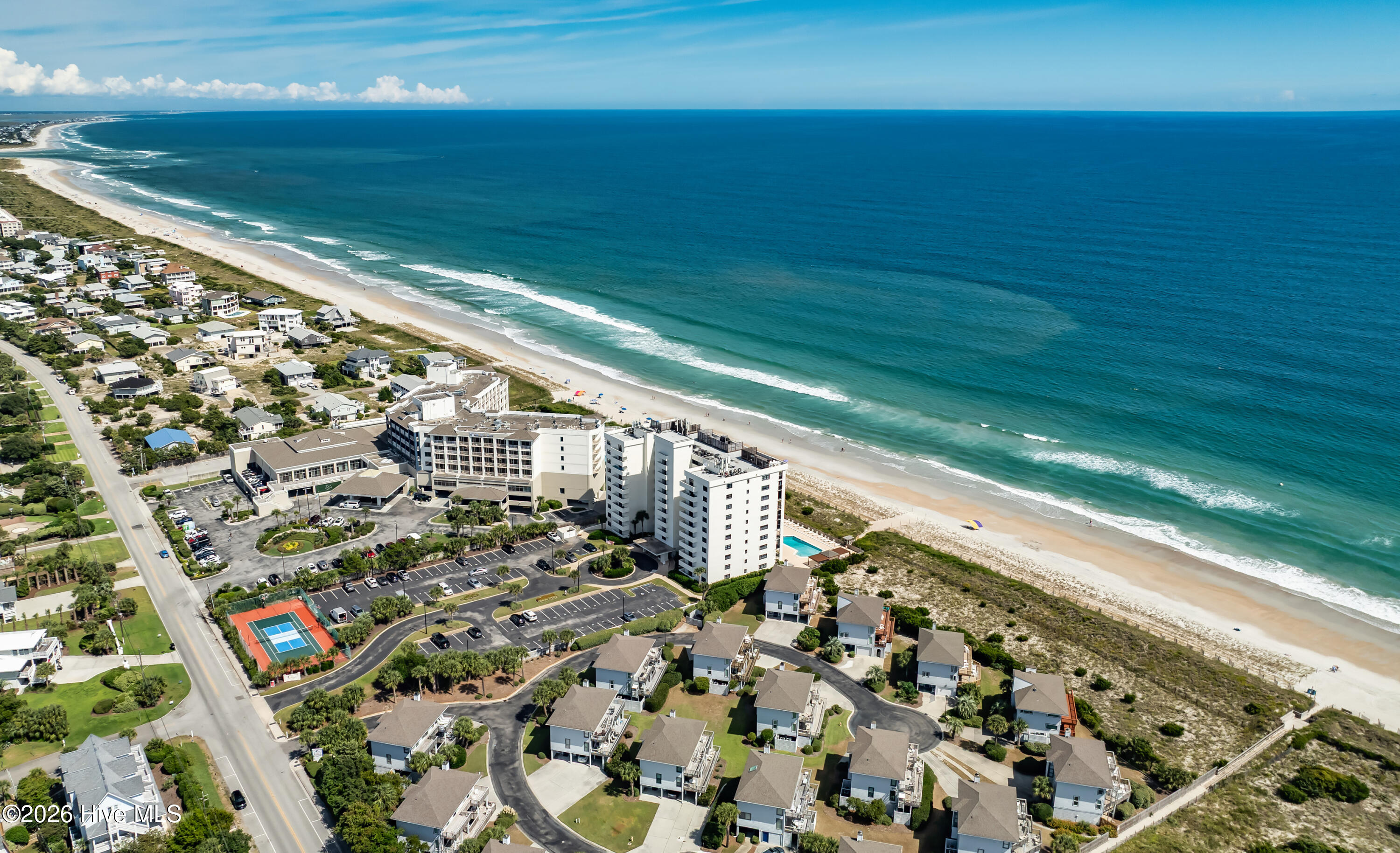 100566408 | Photo 23