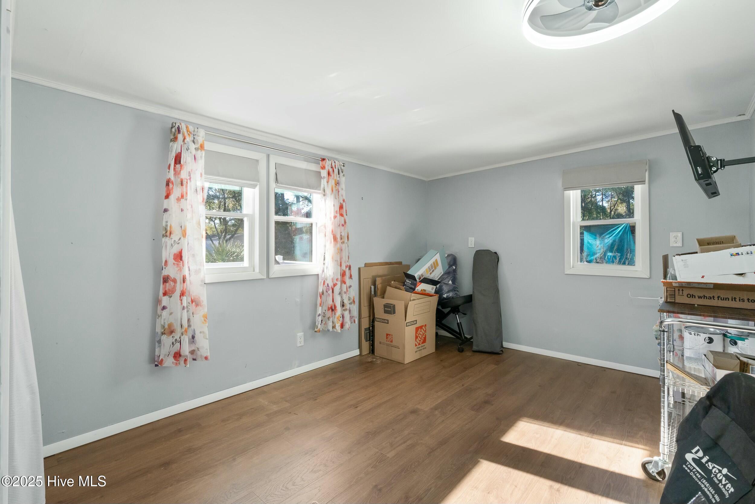 100482748 | Photo 22