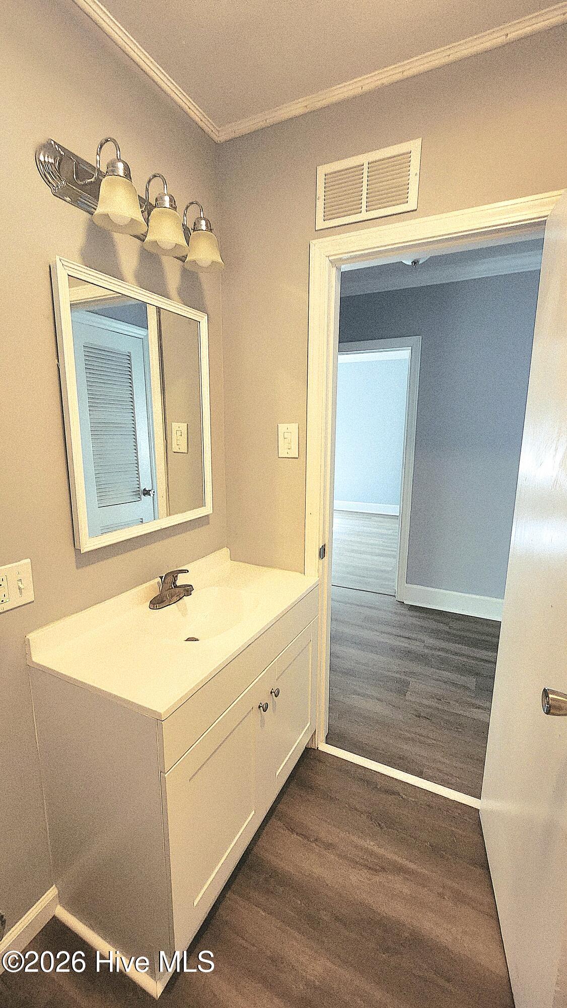 100555021 | Photo 16