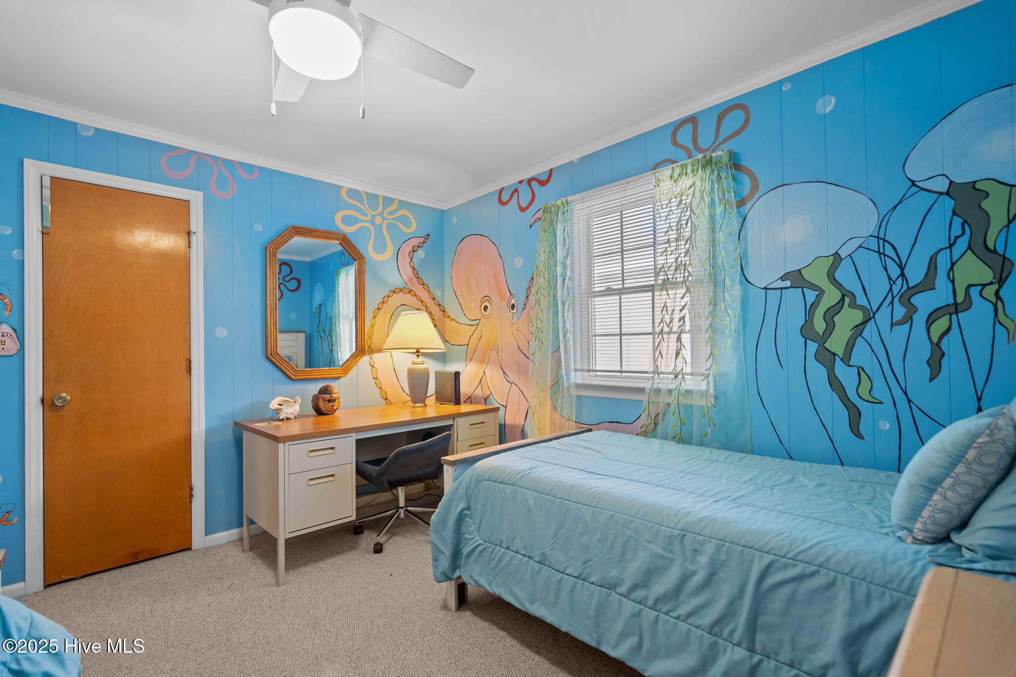 100537685 | Photo 32