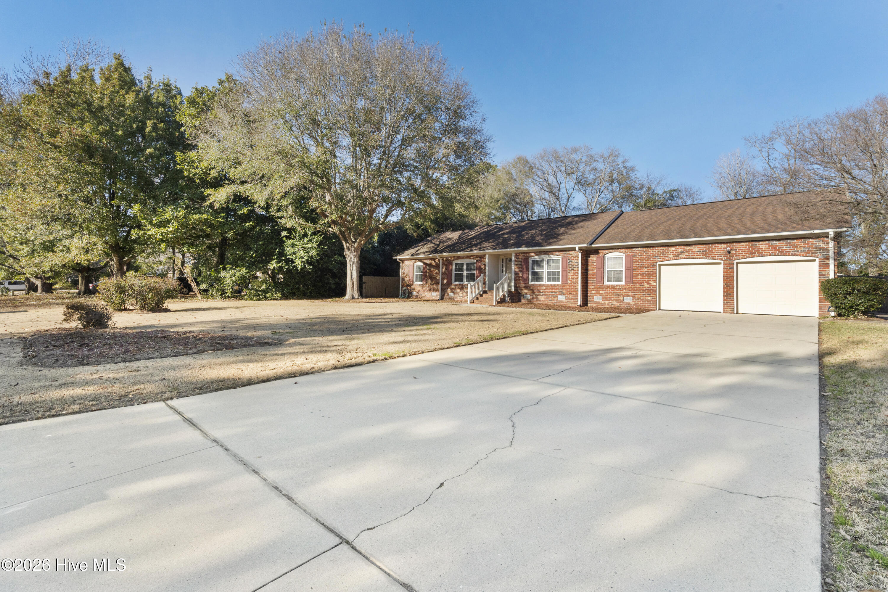 100549887 | Photo 73