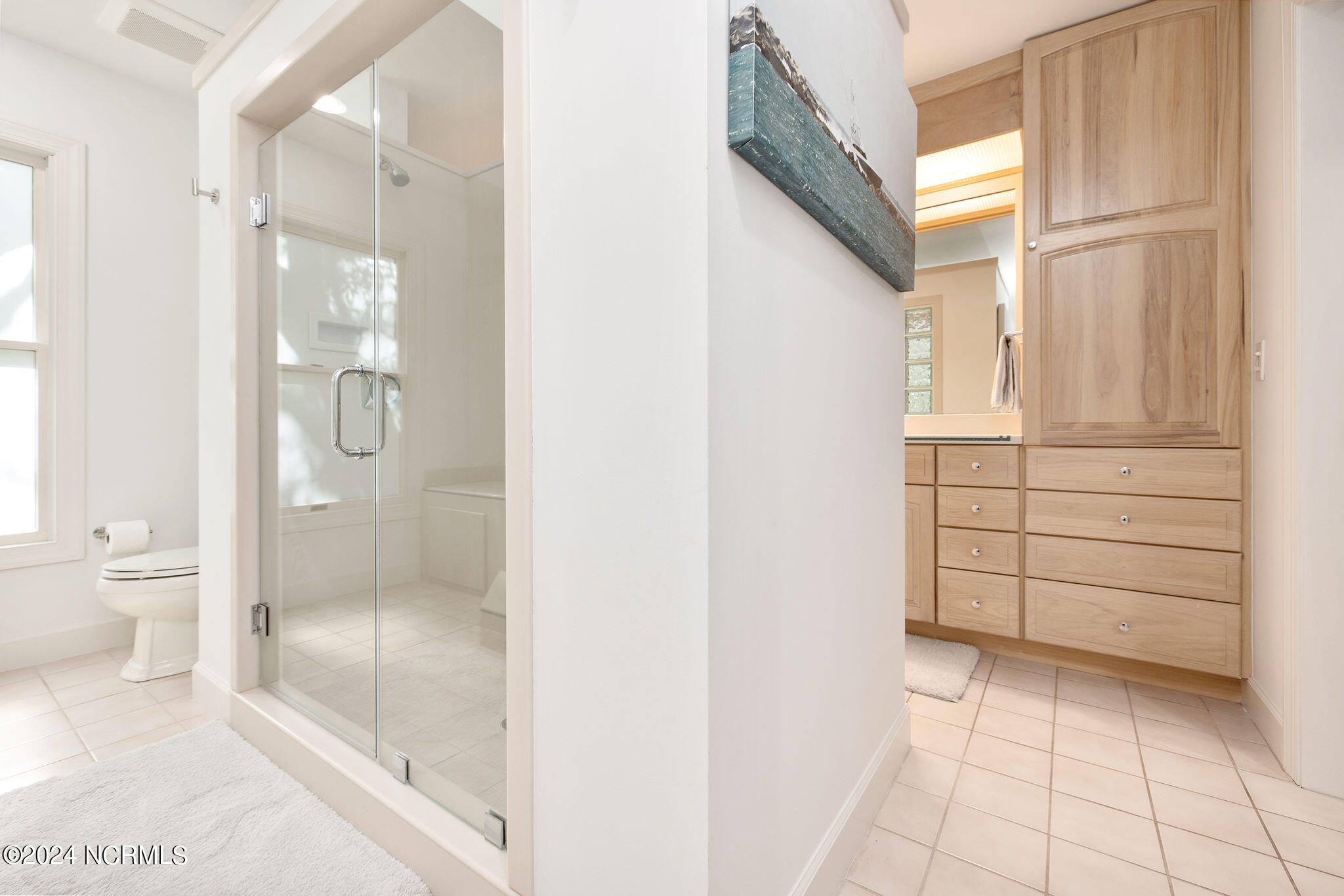 100493590 | Photo 37