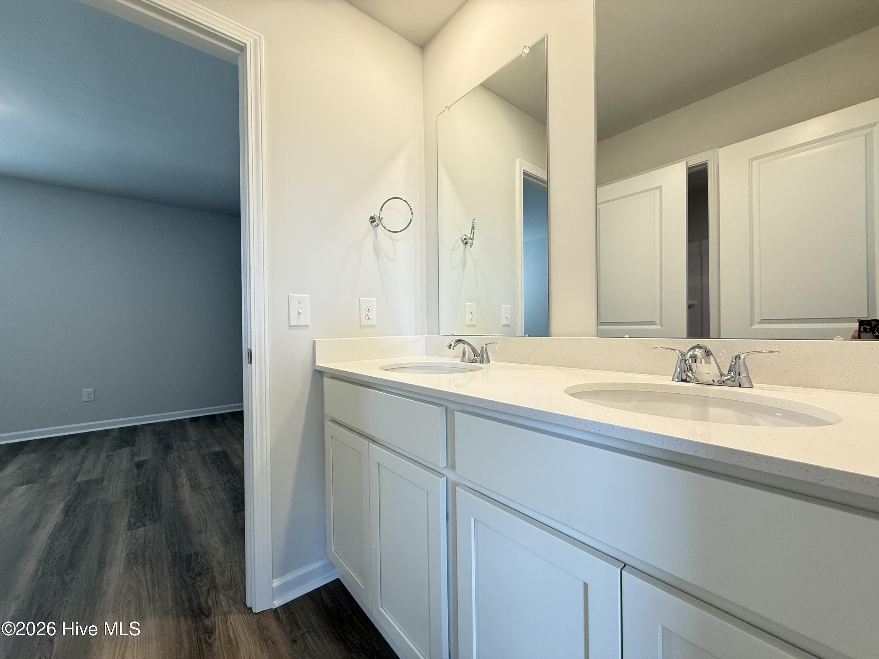 100526297 | Photo 19