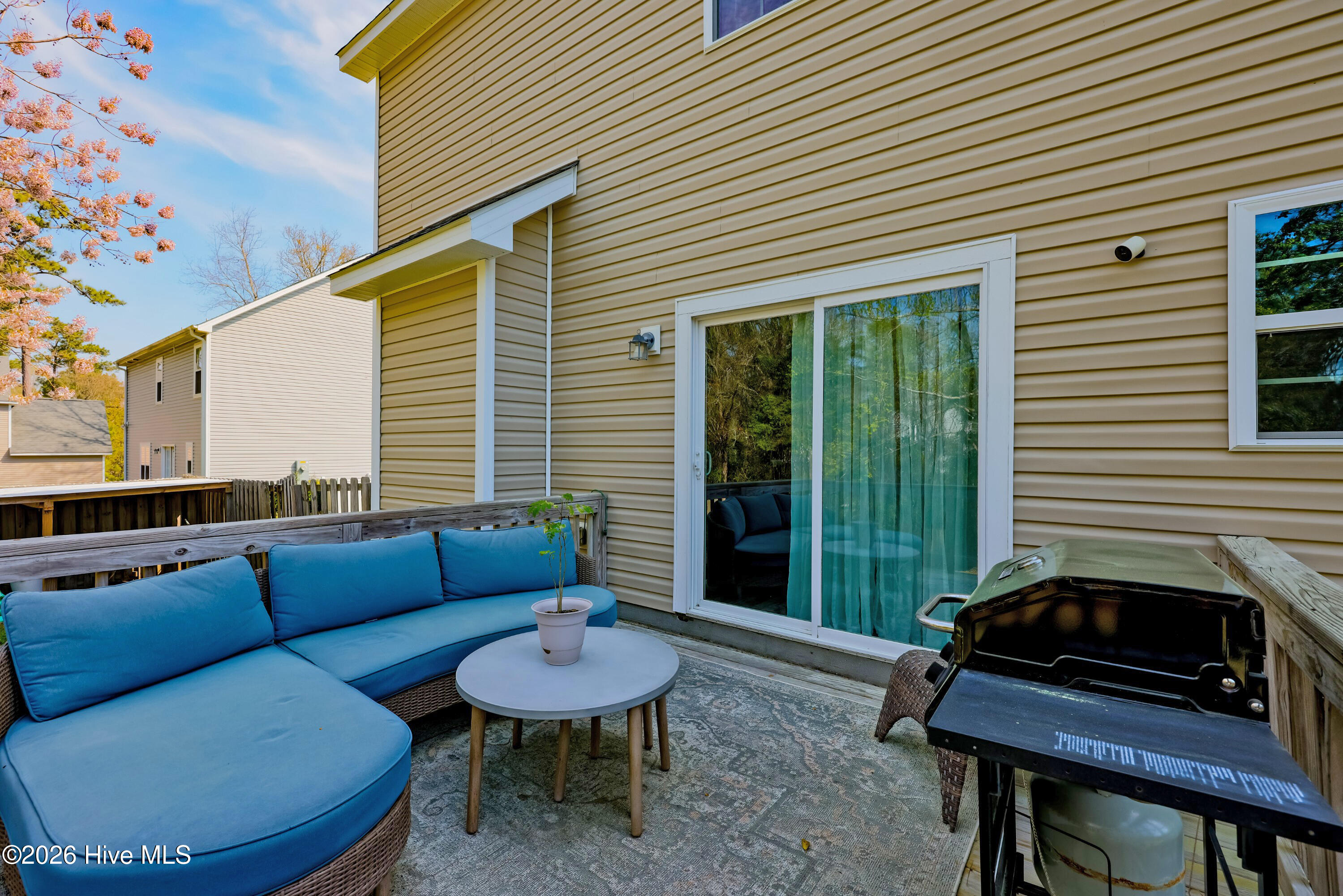 100562922 | Photo 49