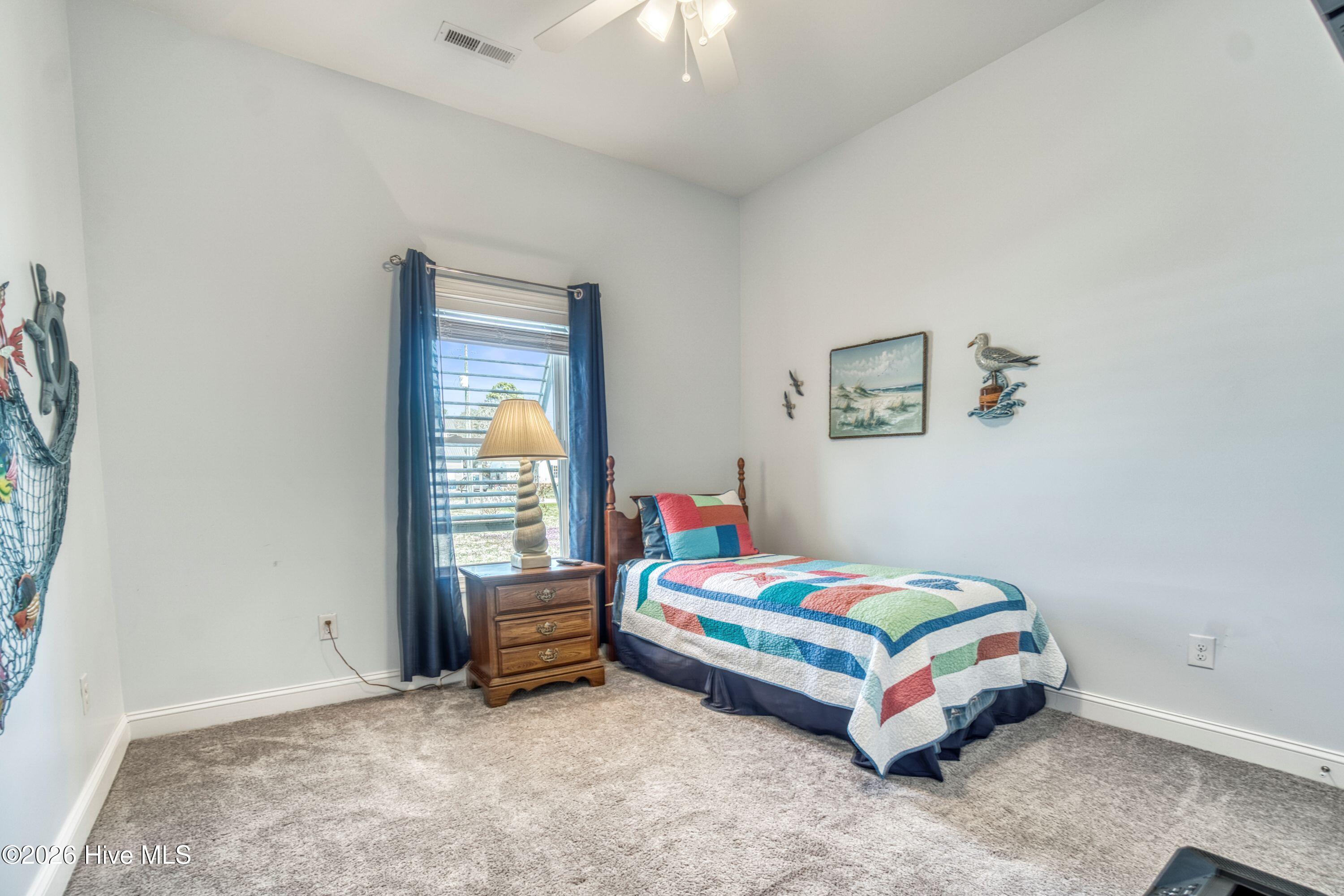 100557906 | Photo 16