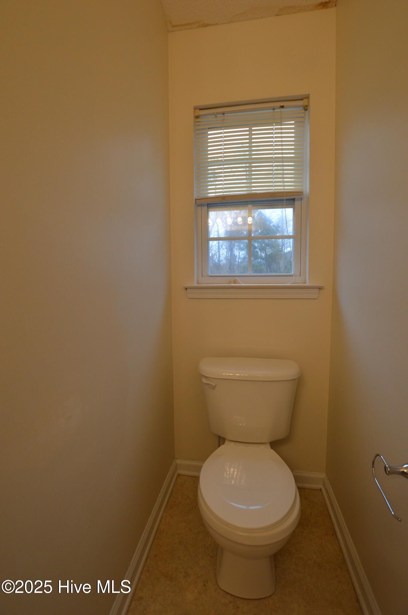 100532457 | Photo 24