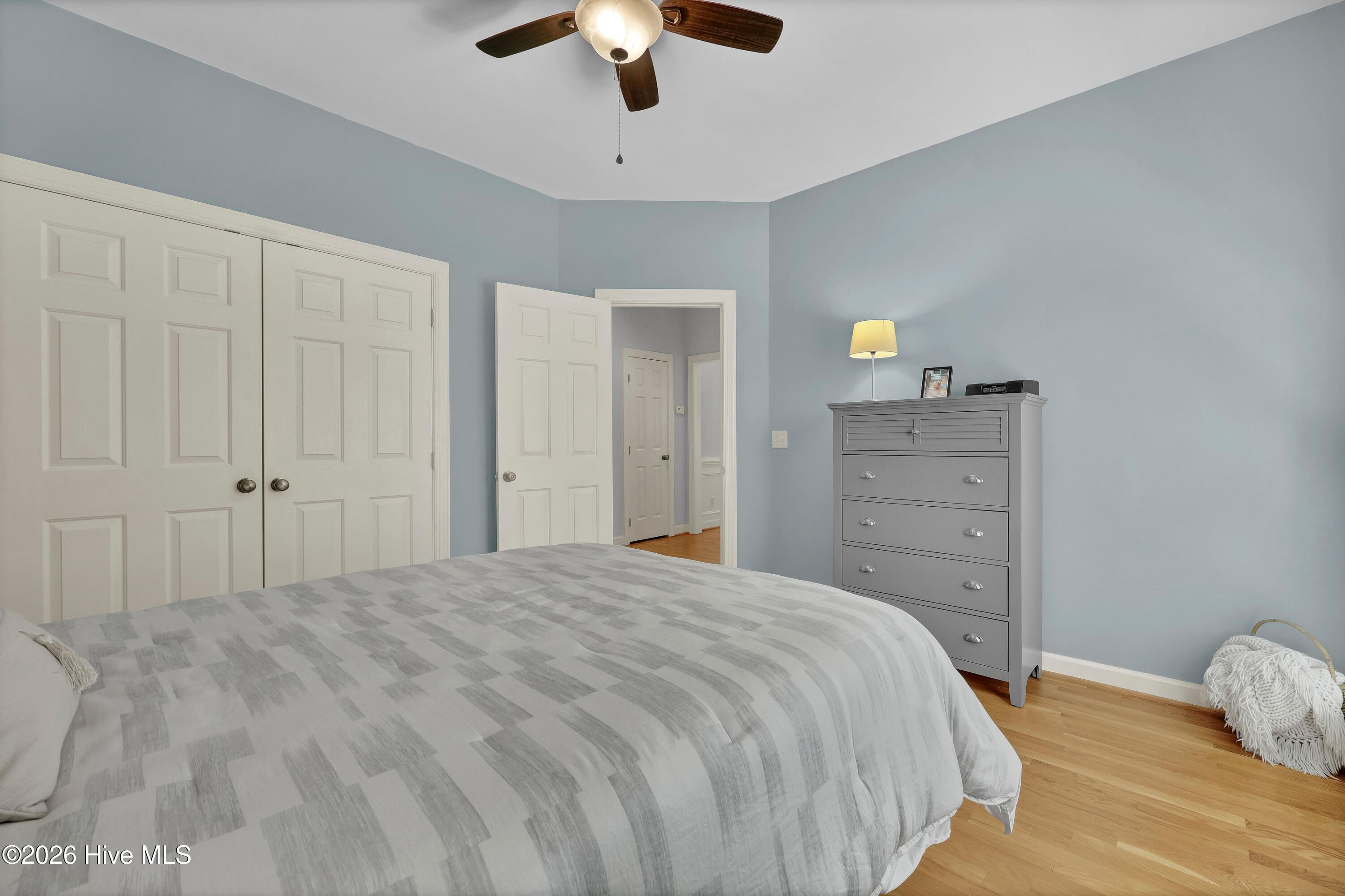 100566013 | Photo 29