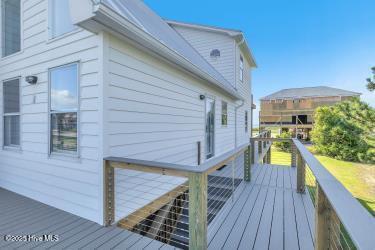 100510345 | Photo 36