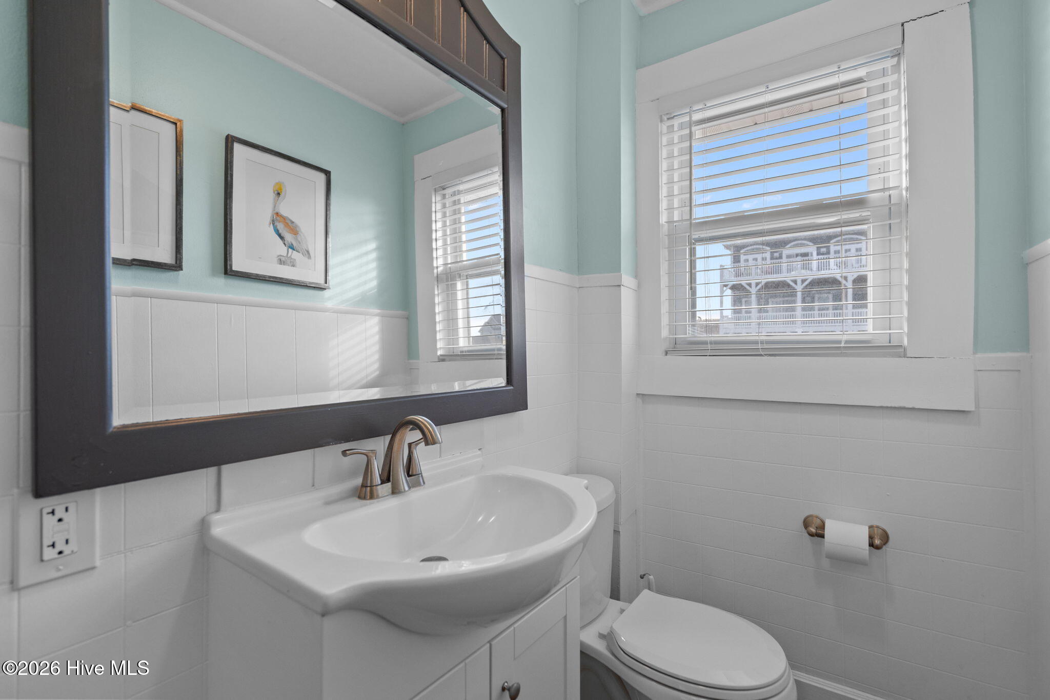 100552359 | Photo 17