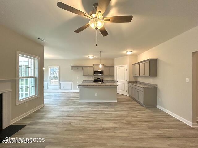 100563392 | Photo 27