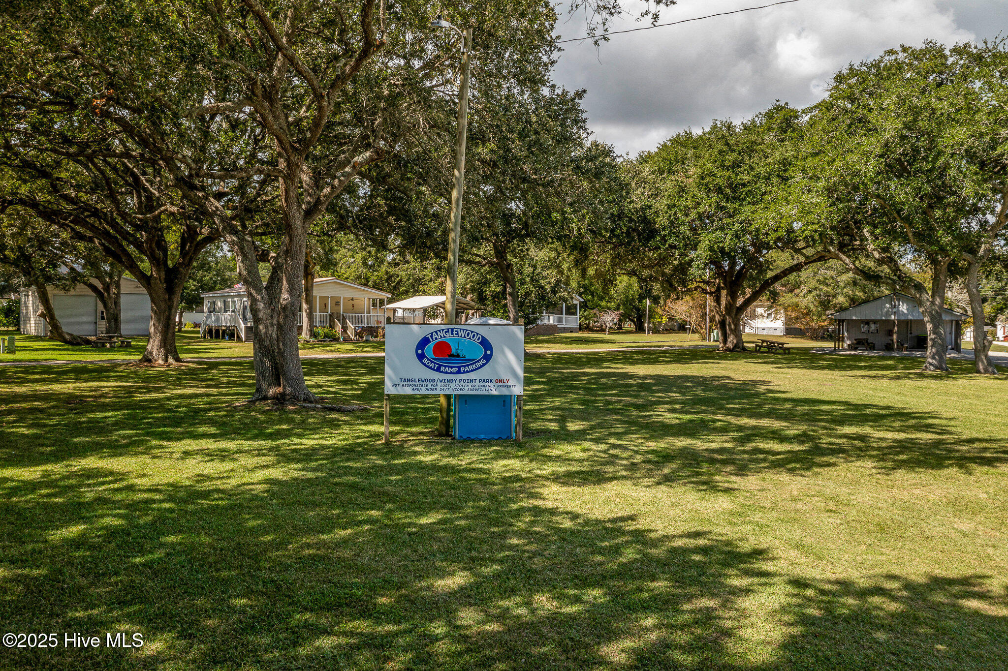 100535195 | Photo 45