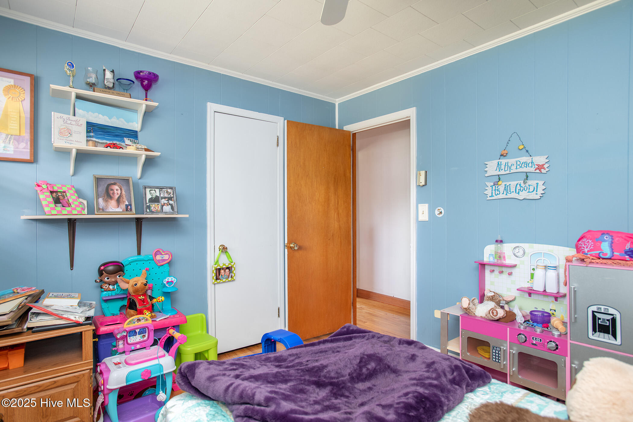 2596 Cedar Island Road,Cedar Island