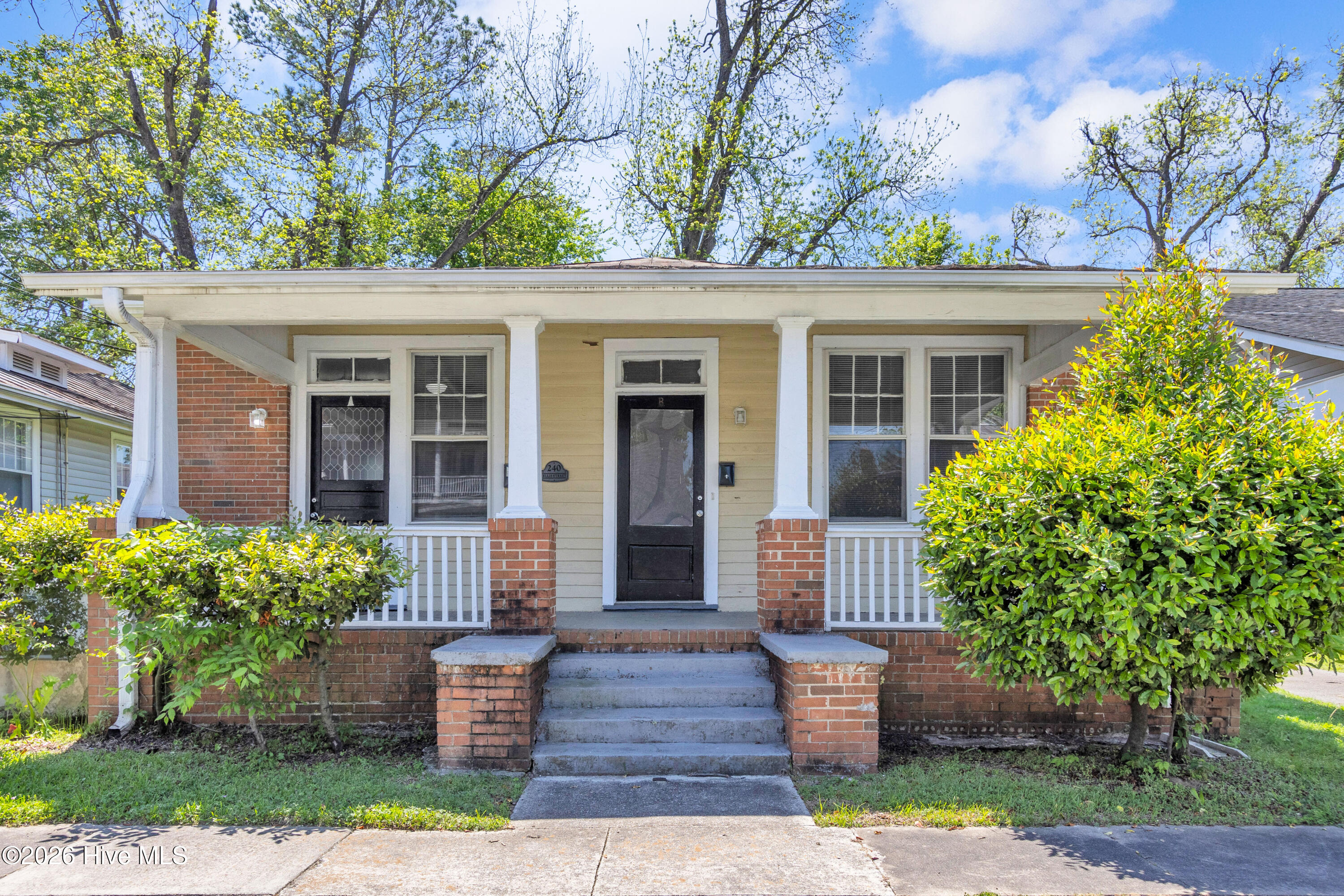 240 Ellis, Augusta, Georgia, 1 Bedroom Bedrooms, 3 Rooms Rooms,1 BathroomBathrooms,Duplex,For sale,Ellis,100584330