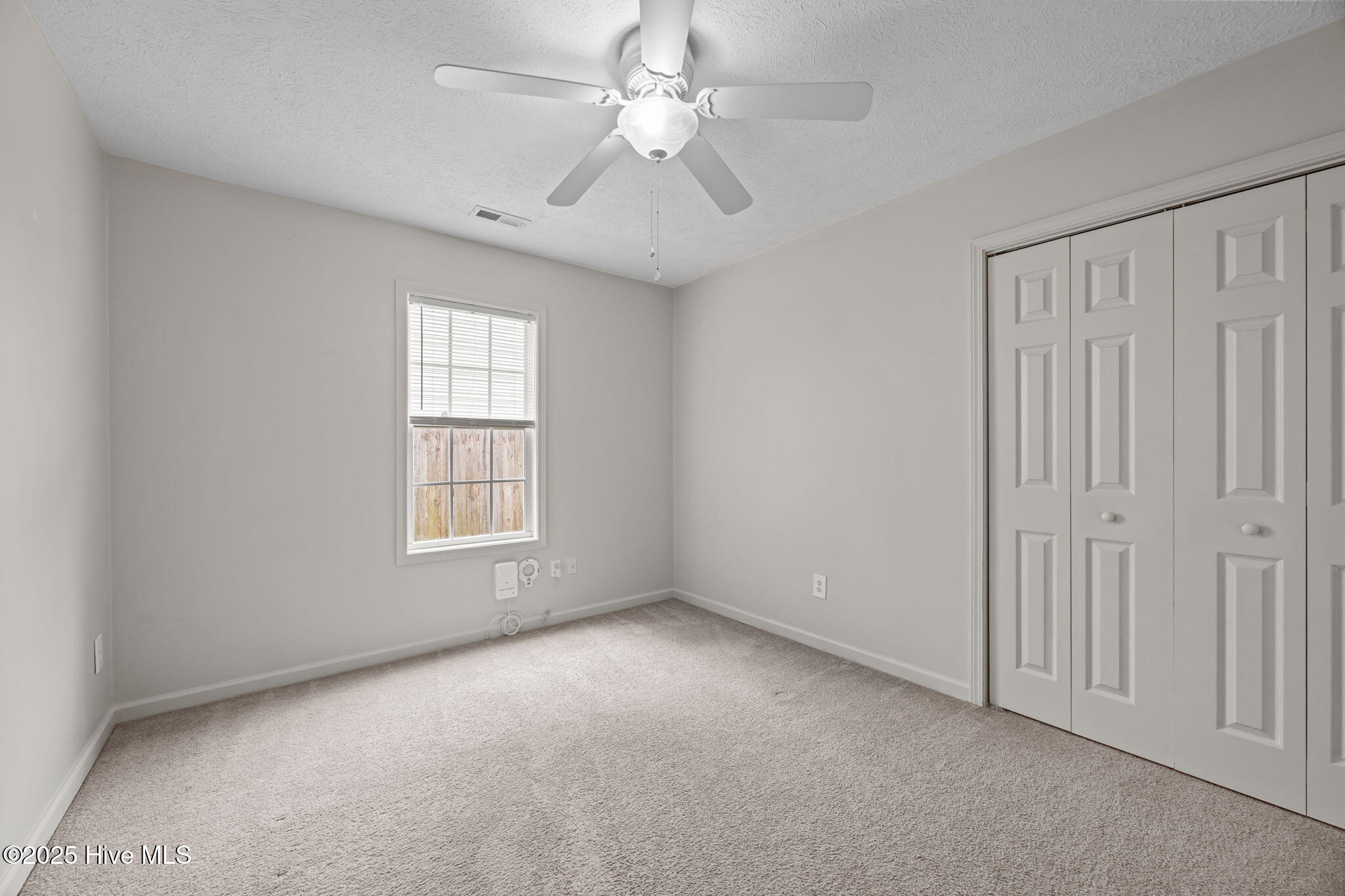 100522704 | Photo 16