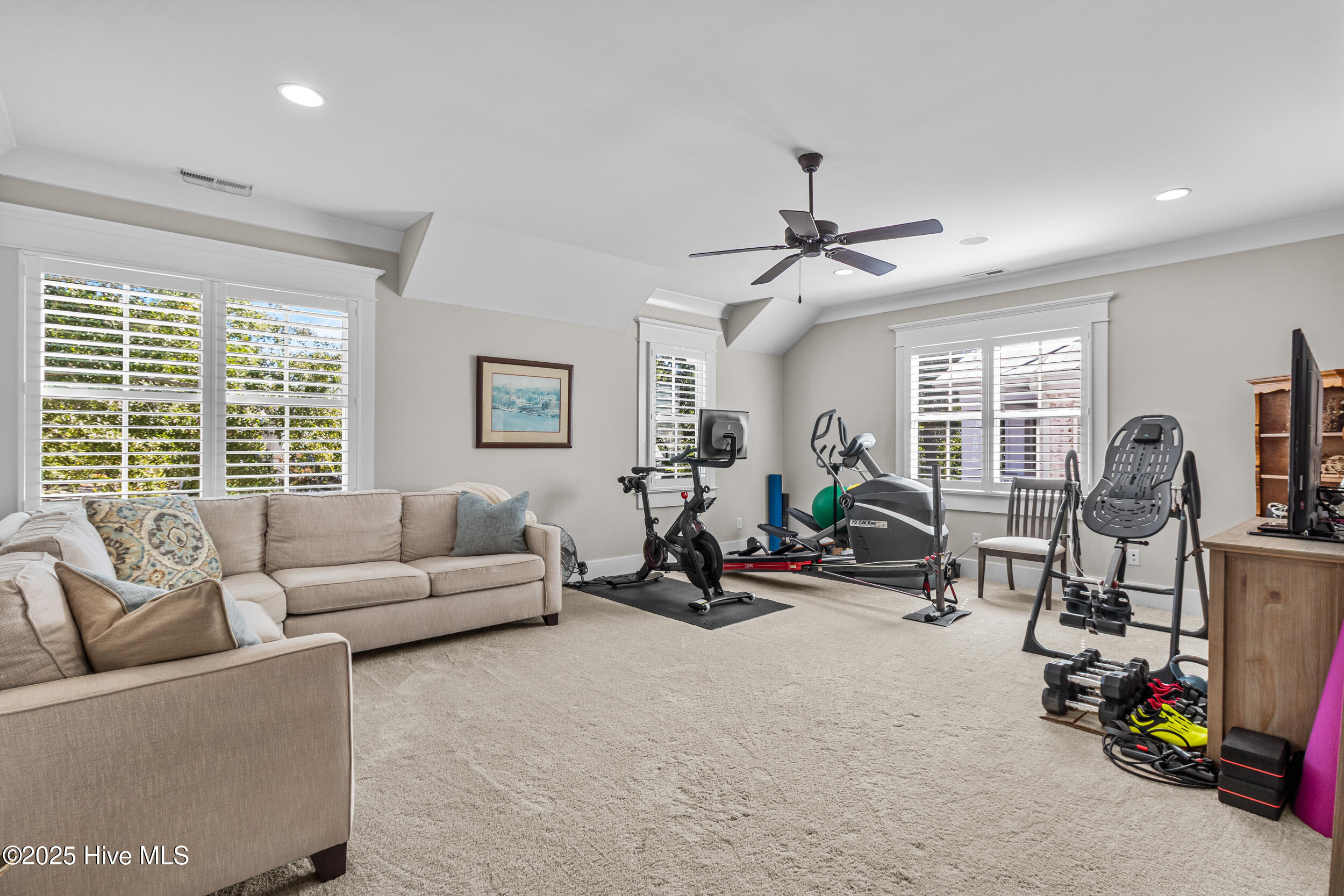 100537766 | Photo 39